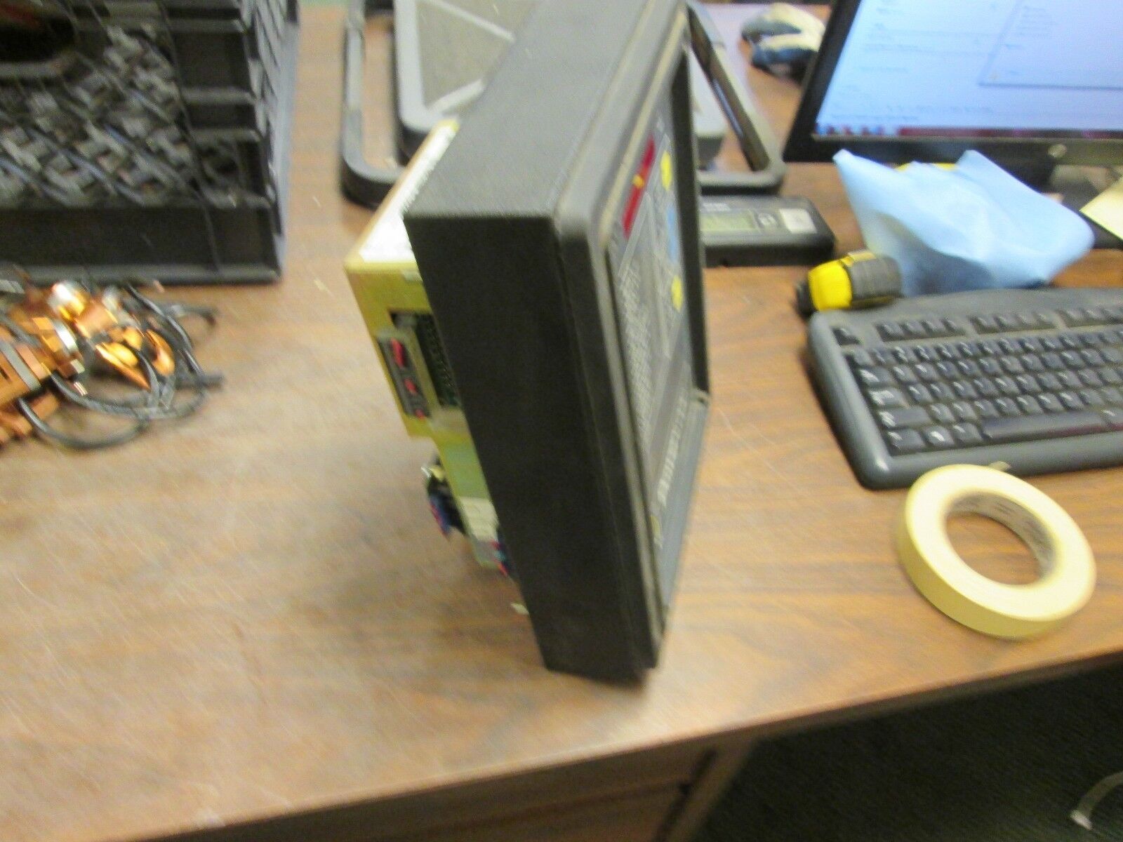 Square D Power Logic Circuit Monitor 3020 CM-2250 100-264 VAC 50/60Hz Used