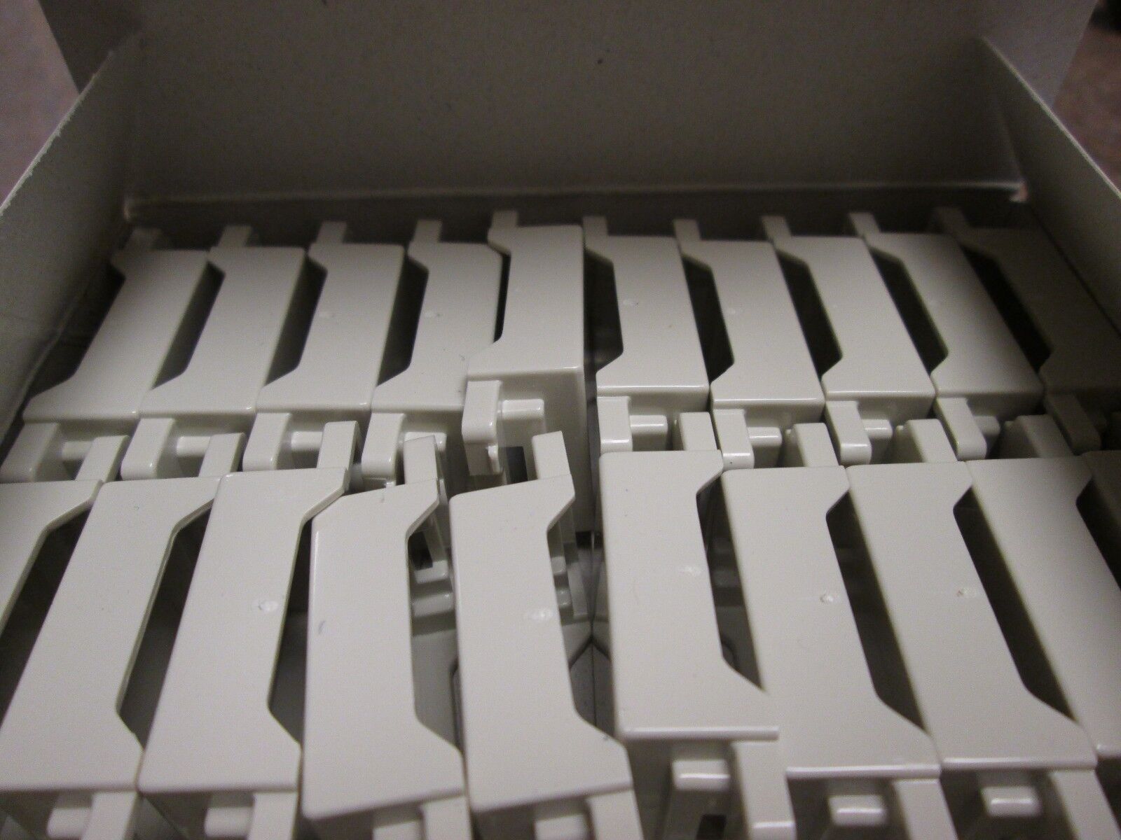 NexLight Blank Chip WN 3020020 Box of 20 New Surplus