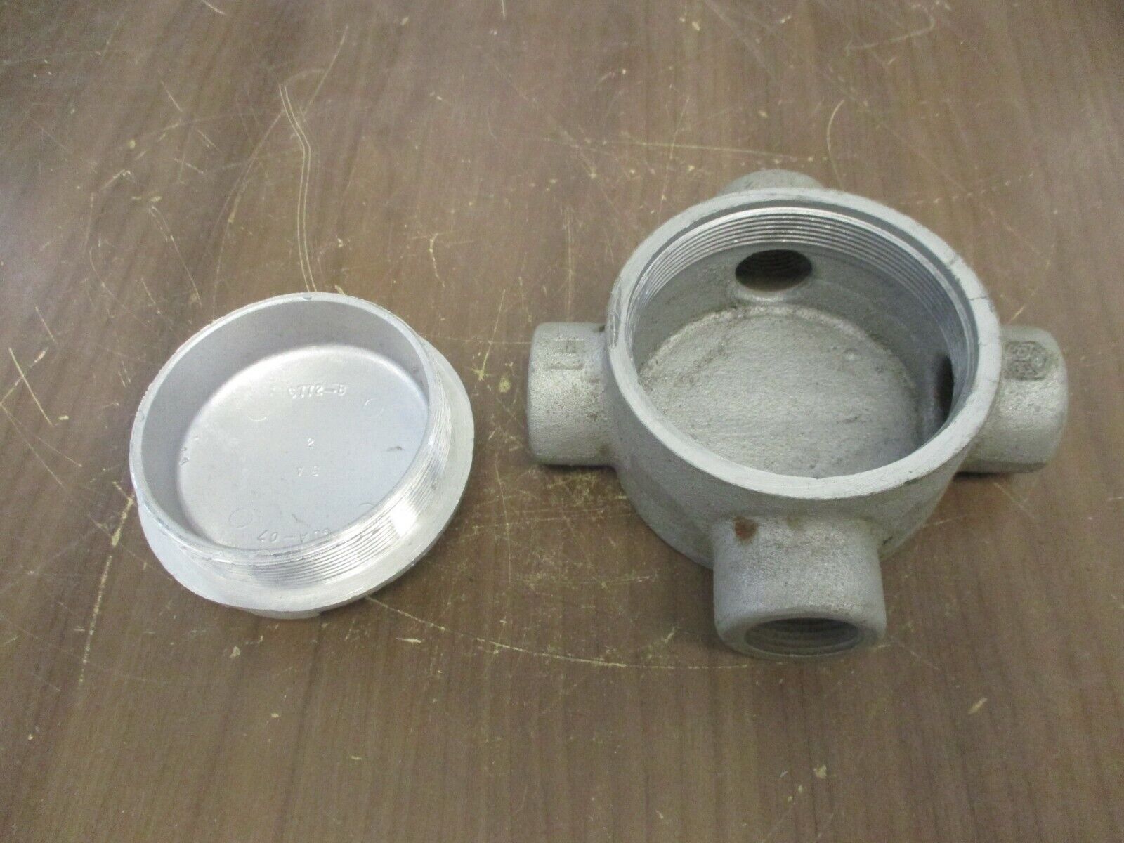 Crouse-Hinds Condulet Outlet Box GUAX 37 w/ Cover Used