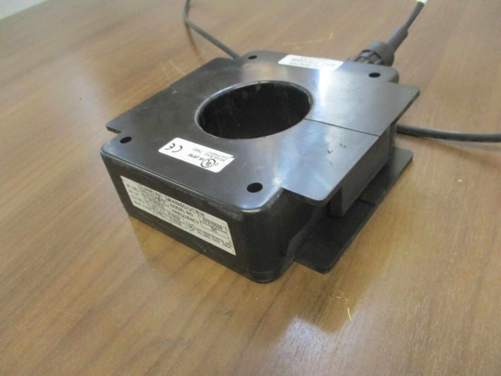 Ohio Semitronics Current Transducer CTG-102FSY57 0-1000A Used