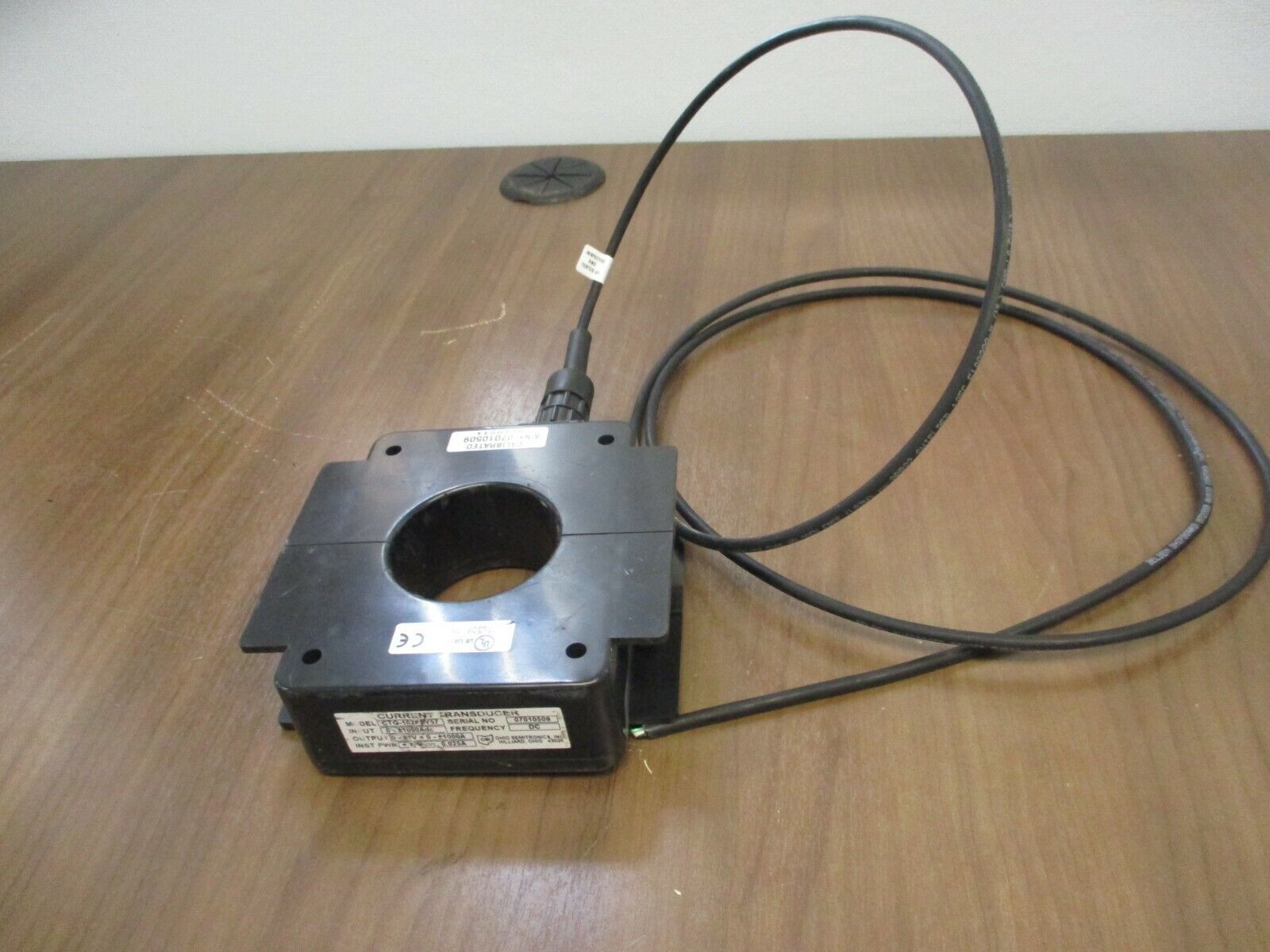Ohio Semitronics Current Transducer CTG-102FSY57 0-1000A Used