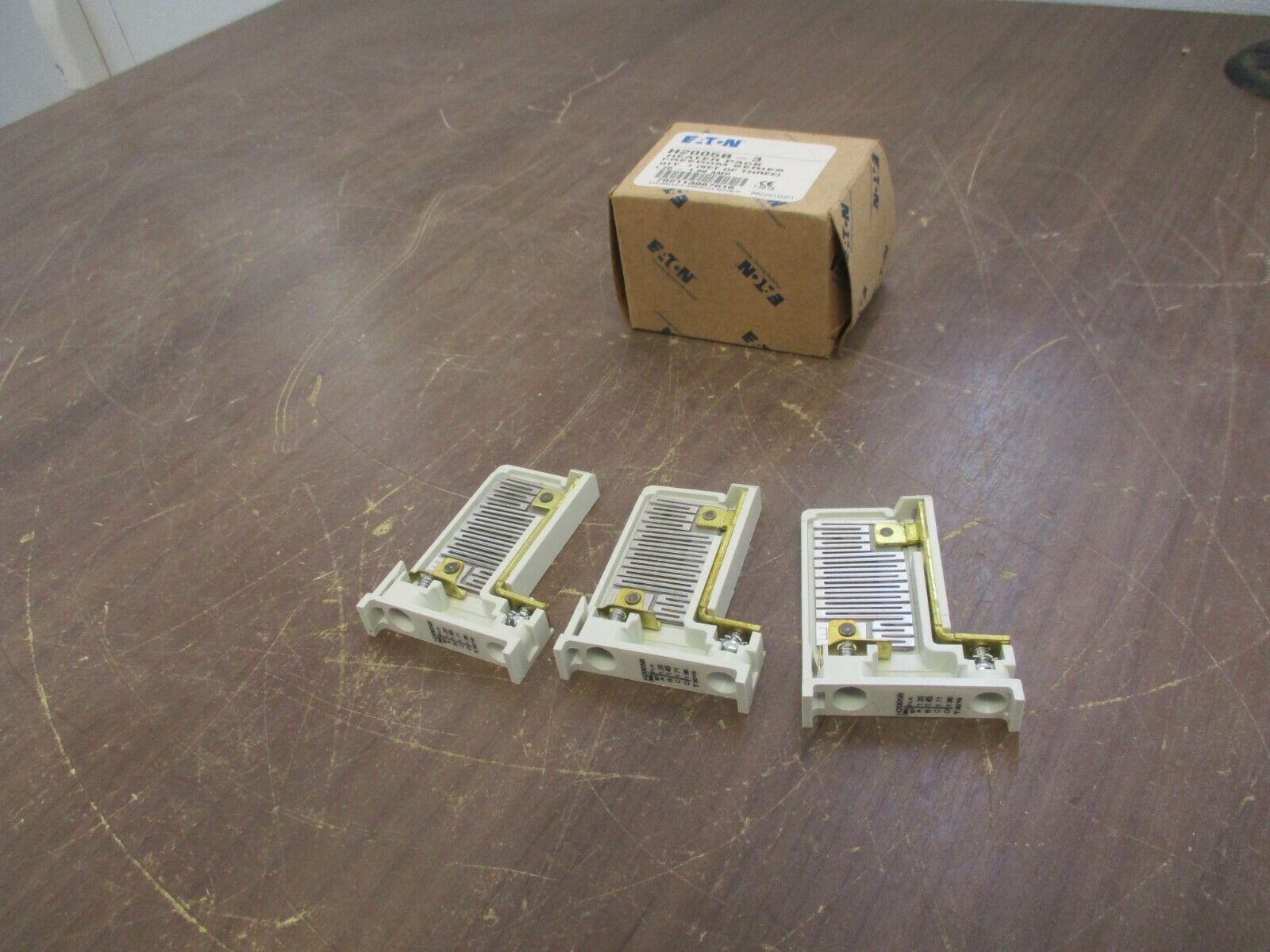 Eaton Freedom Series Heater Pack H2005B 1.20-1.96A New Surplus **Set of 3**