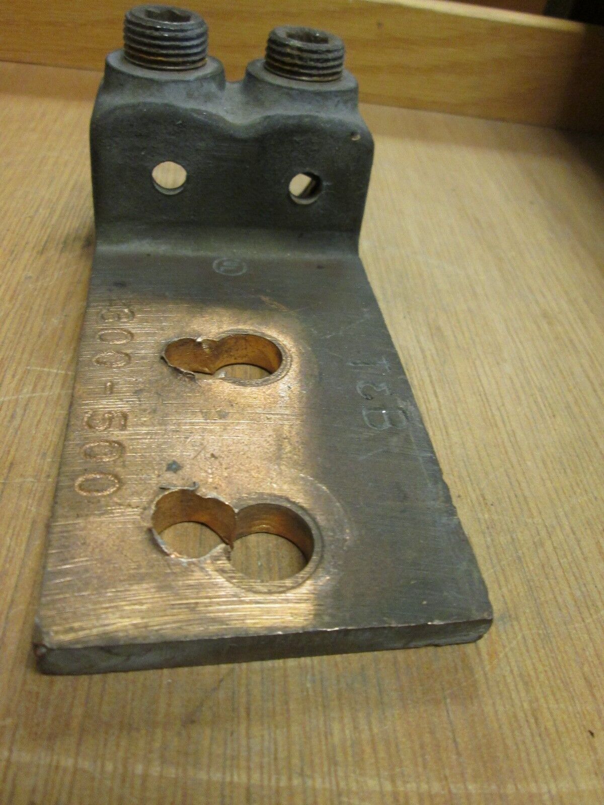 T & B Copper Mechanical Lug 300-500MCM 2W Used 2nd set of bolt holes drilled in