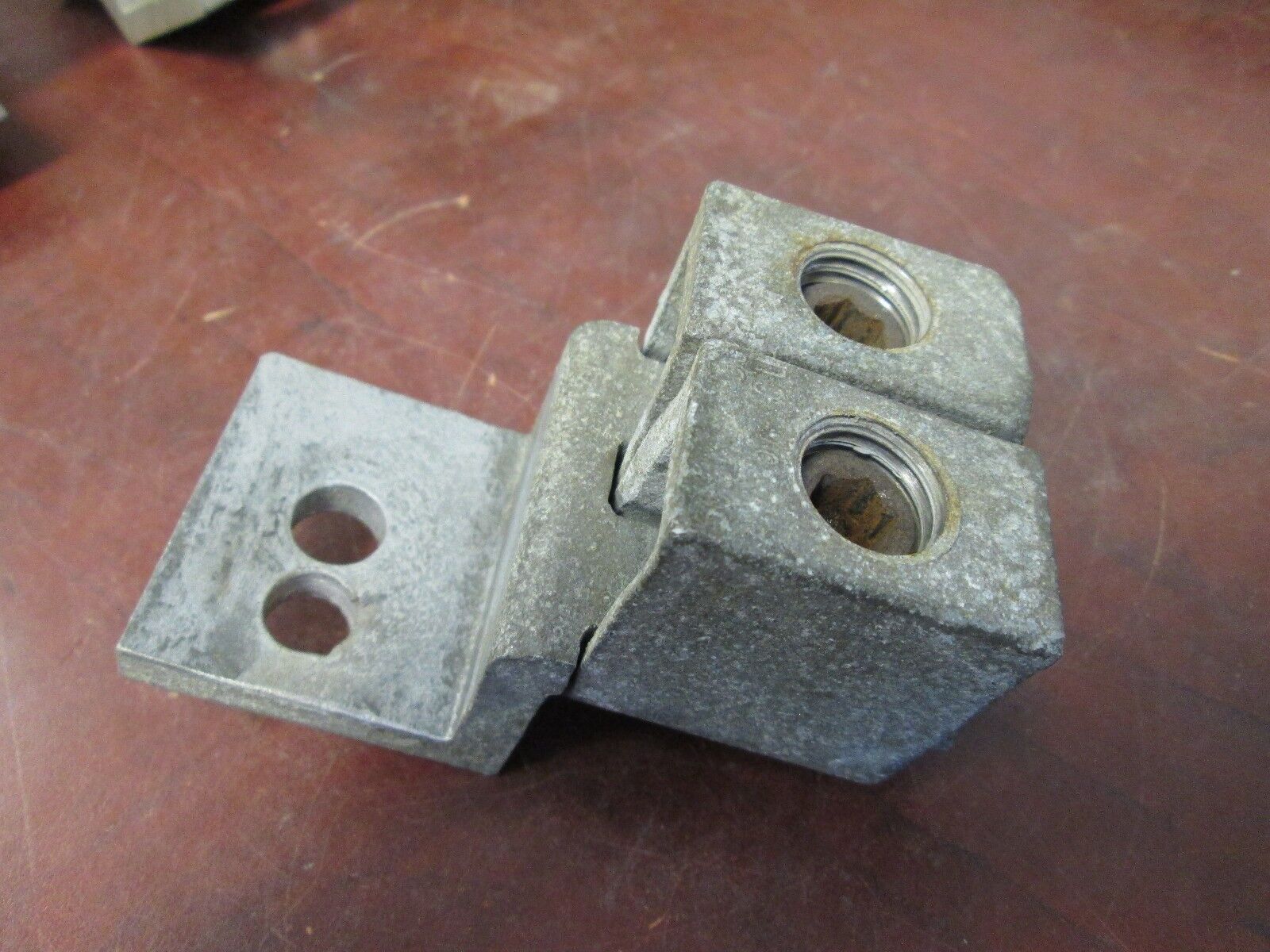 Square D Mechanical Lug 500MCM 2nd Bolt Hole Drilled In 2 Terminal Used
