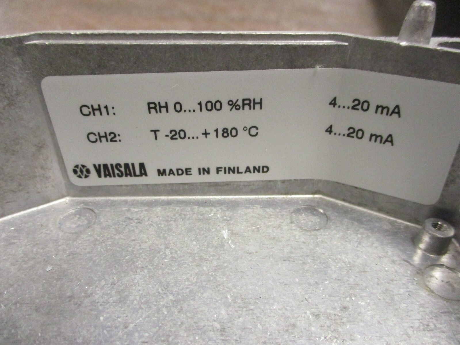 Vaisala Humidity & Temperature Transmitter HMP235 A2A0A1AA12A1A 24V AC/DC Used