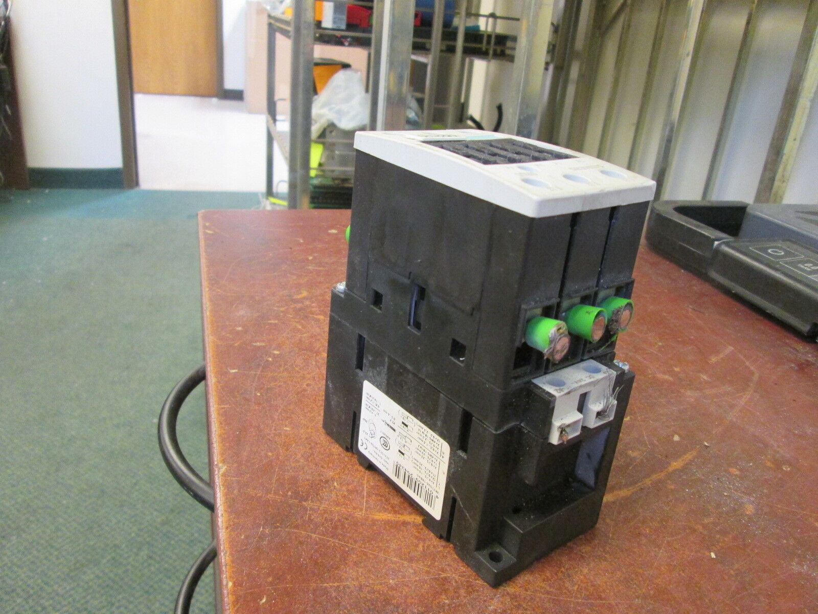 Siemens Sirius Contactor 3RT1036-1B..0 24VDC 50A 600V Used