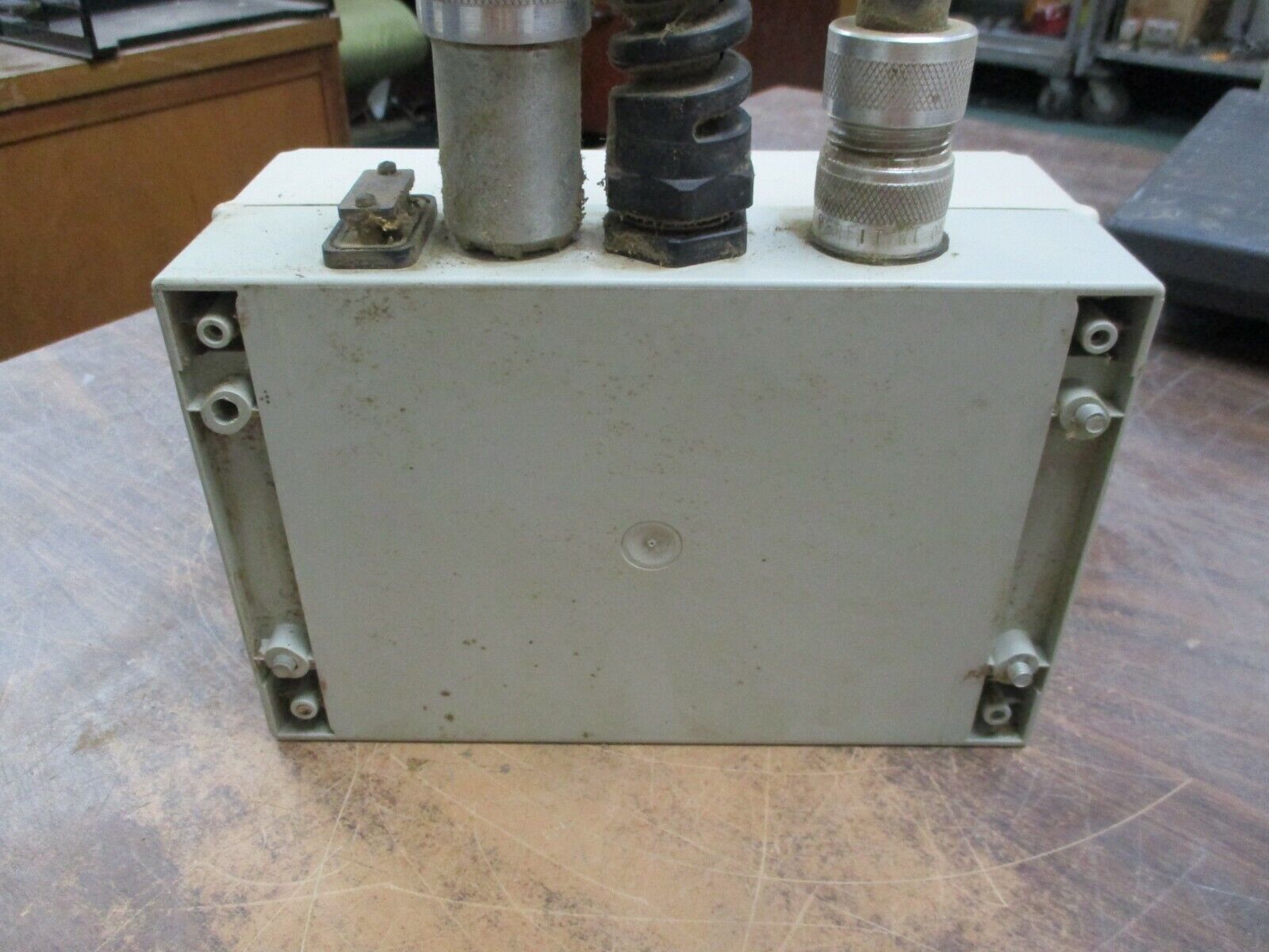 Thermo Electron Spectra-Quad Operator Interface D-300 90-250V 50/60Hz 70W Used