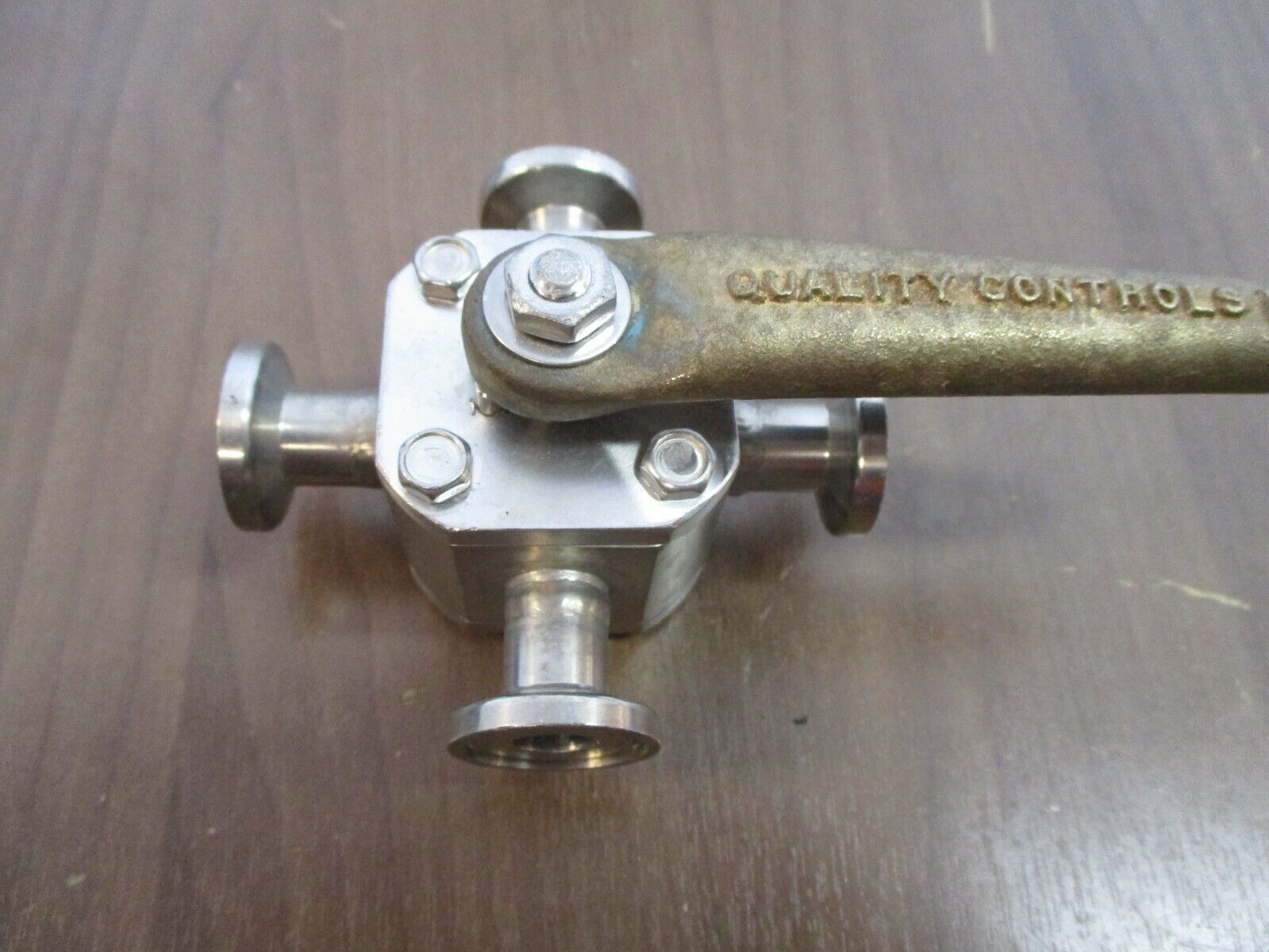 Quality Controls Stainless Steel 4-Way Cross Valve Size: 3/8" Used