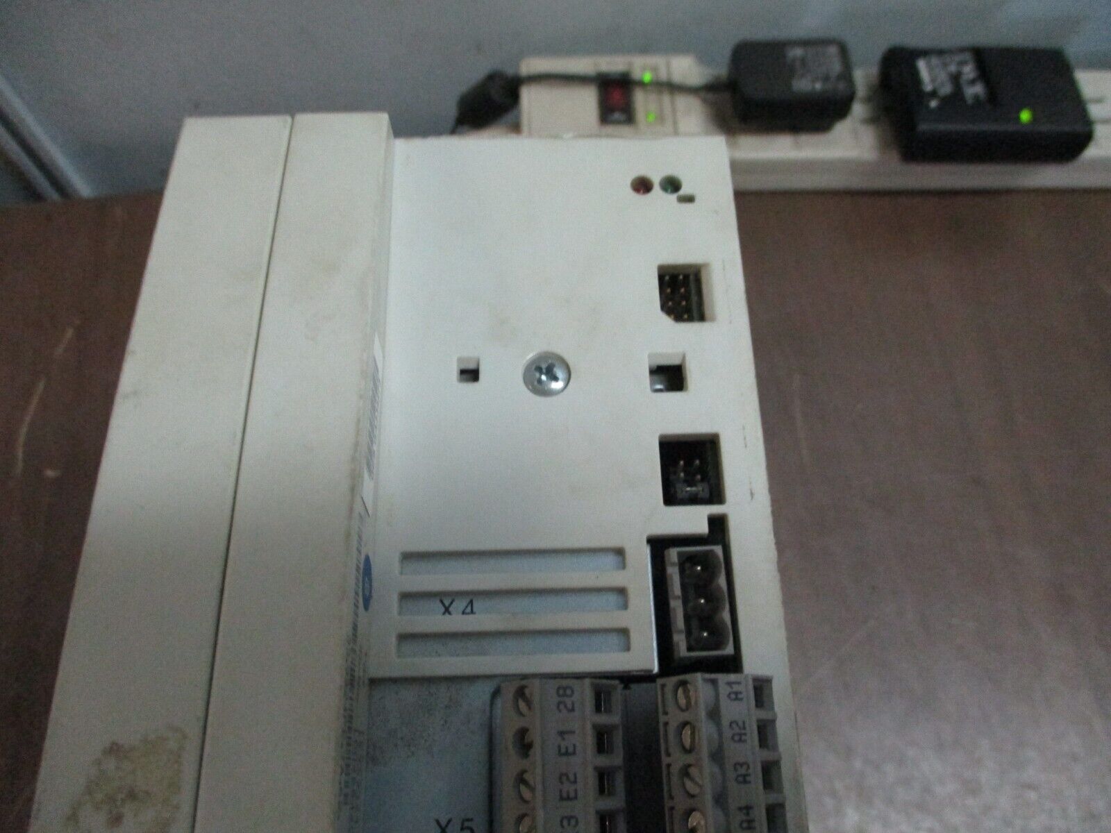 Lenze Servo Controller EVS9324-EP Used