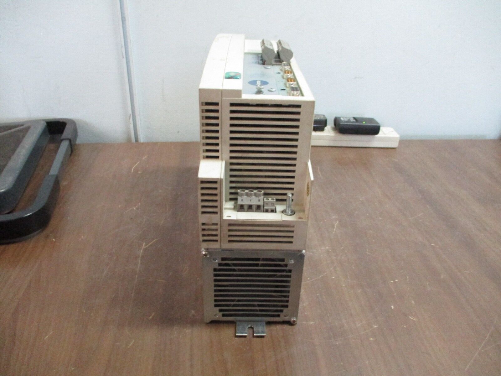 Lenze Servo Controller EVS9324-EP Used