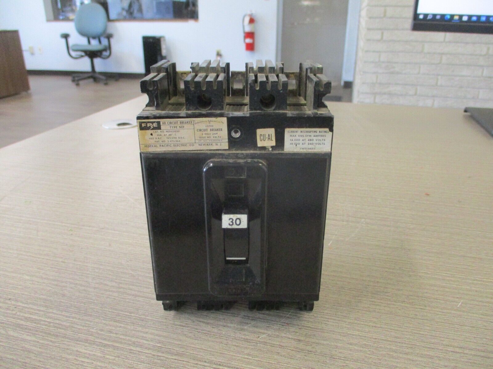 FPE Type NEF AB Circuit Breaker NEF431030 30A 480V 3P Used.