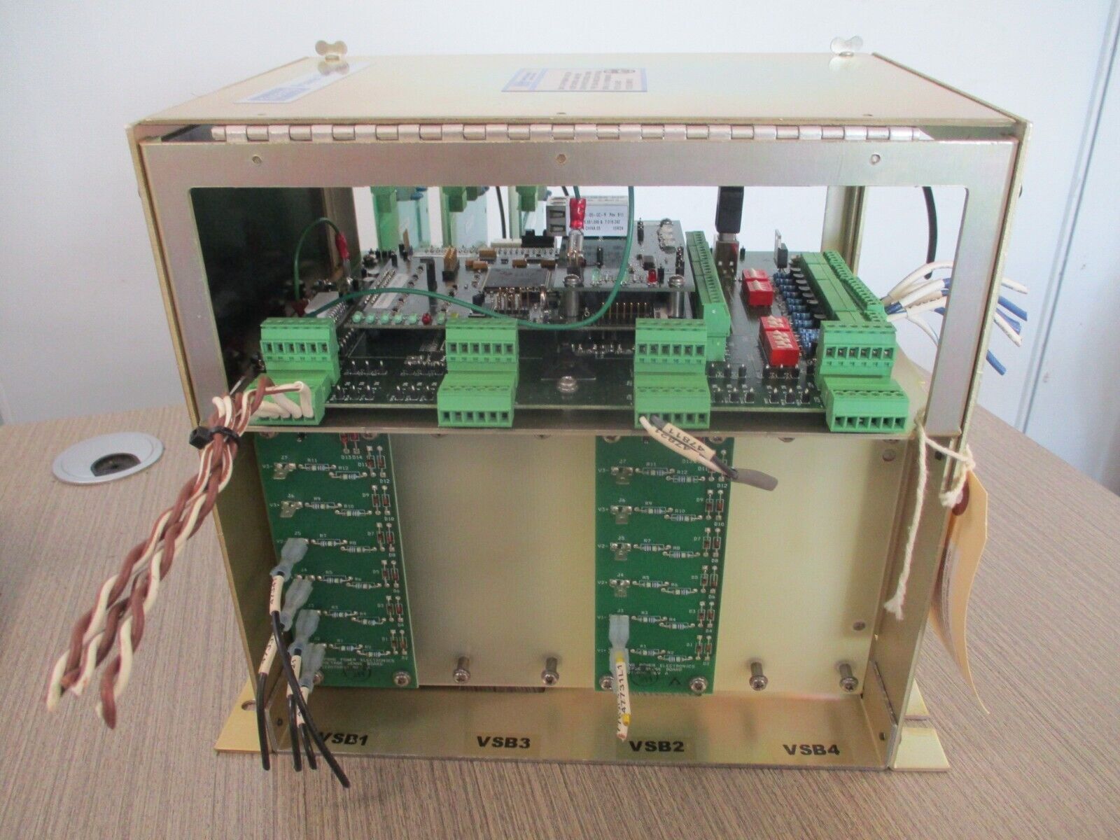 Spang 9564 3-Tap Primary Autotap 950-A-06SCR-100-FTH-64-02 85-265V 50/60Hz Used