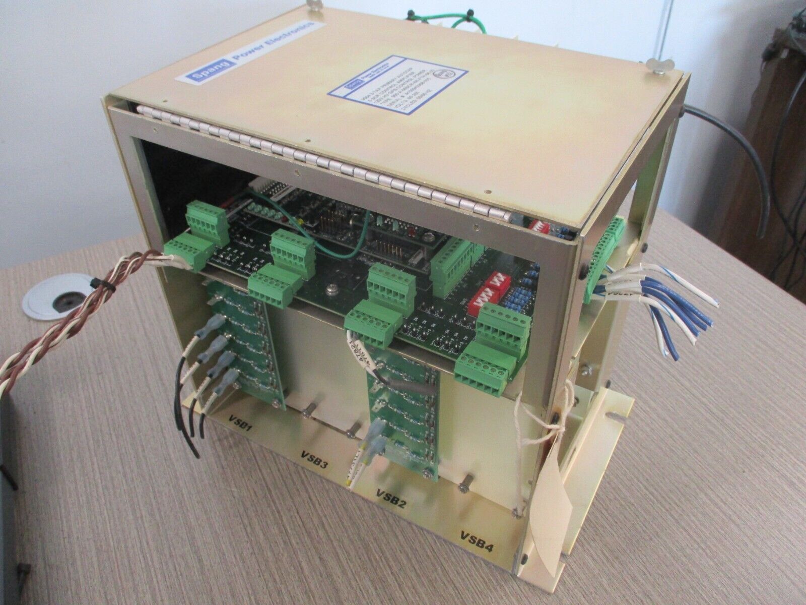 Spang 9564 3-Tap Primary Autotap 950-A-06SCR-100-FTH-64-02 85-265V 50/60Hz Used