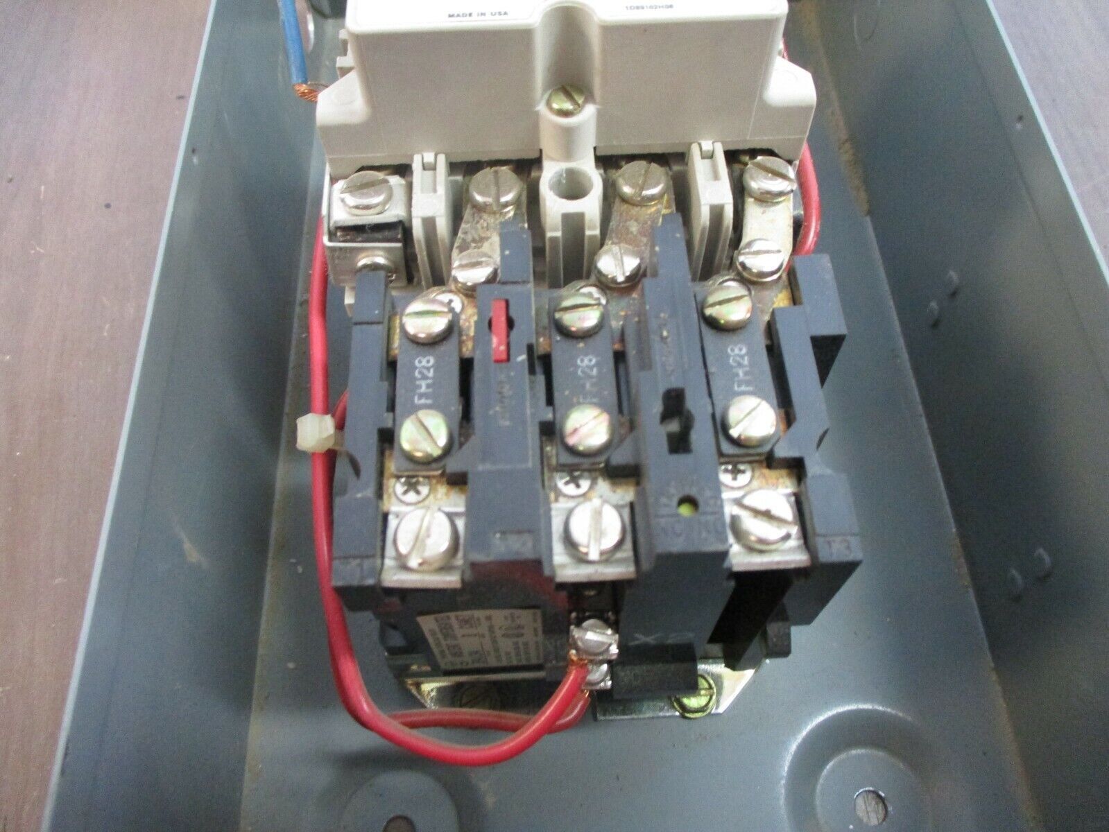Westinghouse Enclosed Size 0 Starter A200MOCAC 240V Coil Type 1 Enclosure Used