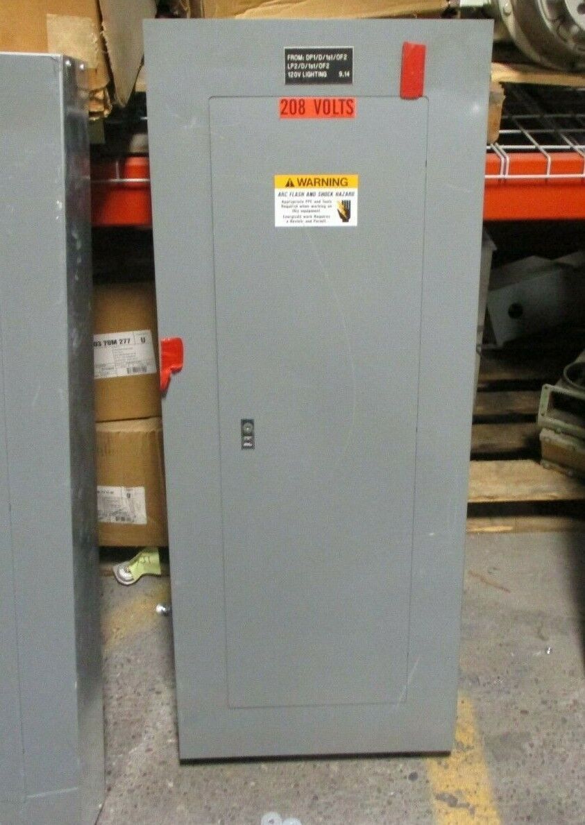 Square D Main Lug Breaker Panel NF454L2C 250A Max 208Y/120V 3Ph 4W Used