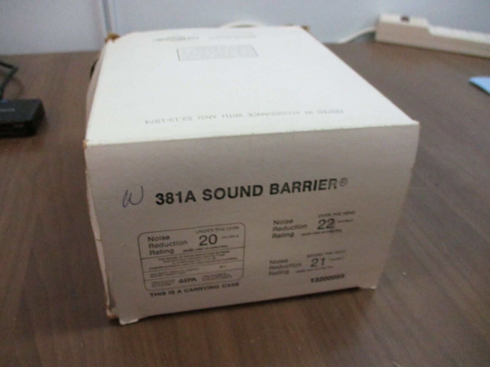 ESB Rag-O-Vac Sound Barrier 381A Rating: 22 Decibels New Surplus