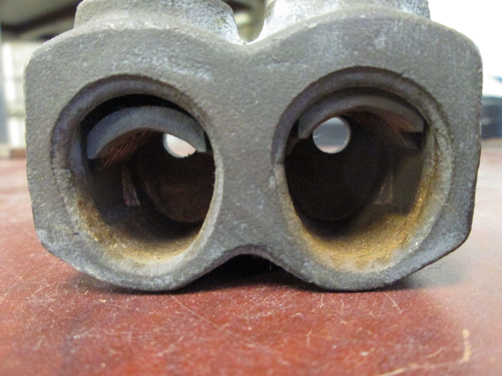 T&B Copper Lug 300-500MCM 2W Used