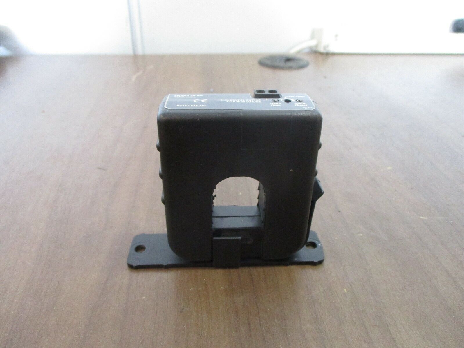 Hawkeye Current Sensor 908 135A Max w/ Base Used