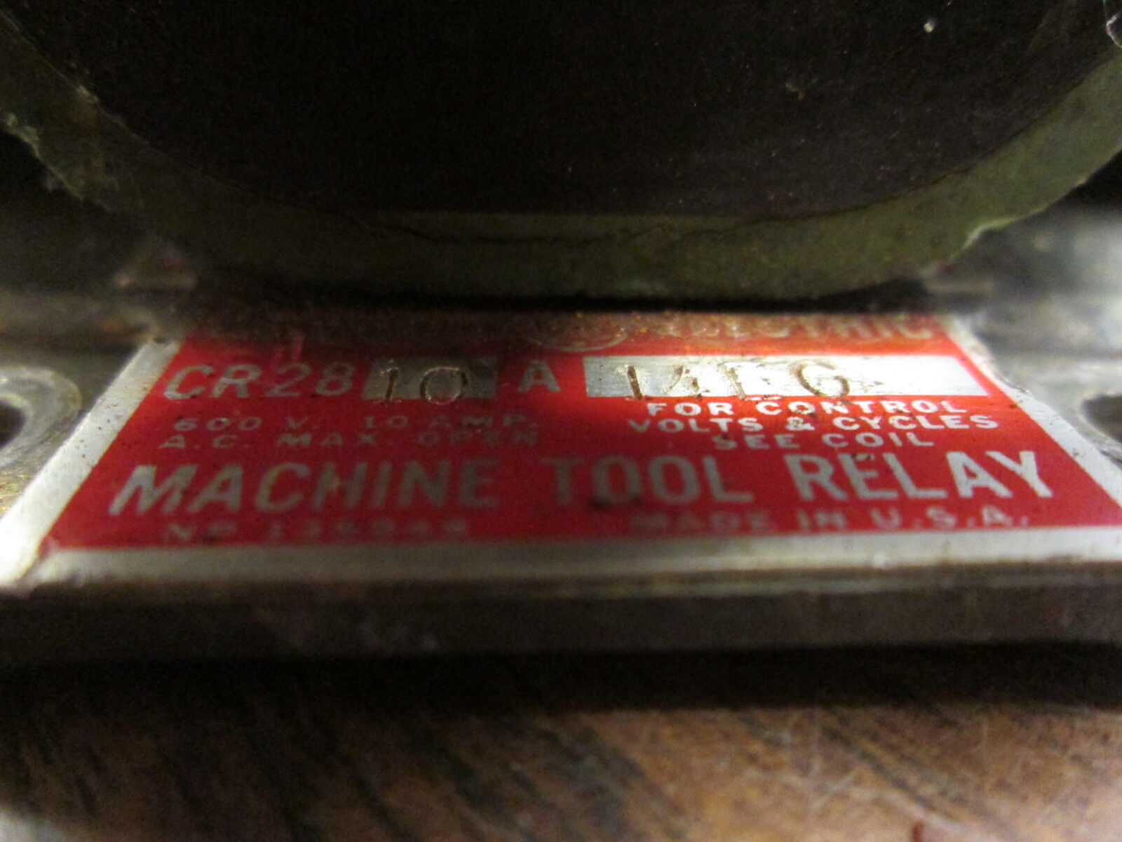 GE Machine Tool Relay CR2810A14EG 10A 600V 115V Coil Used