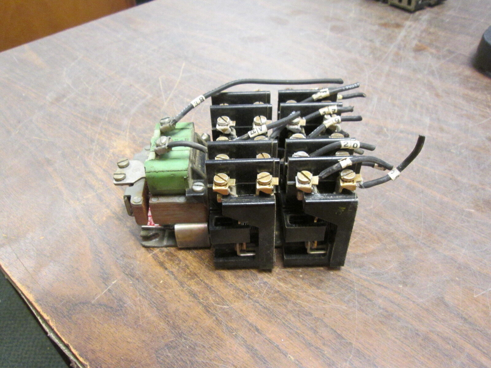 GE Machine Tool Relay CR2810A14EG 10A 600V 115V Coil Used