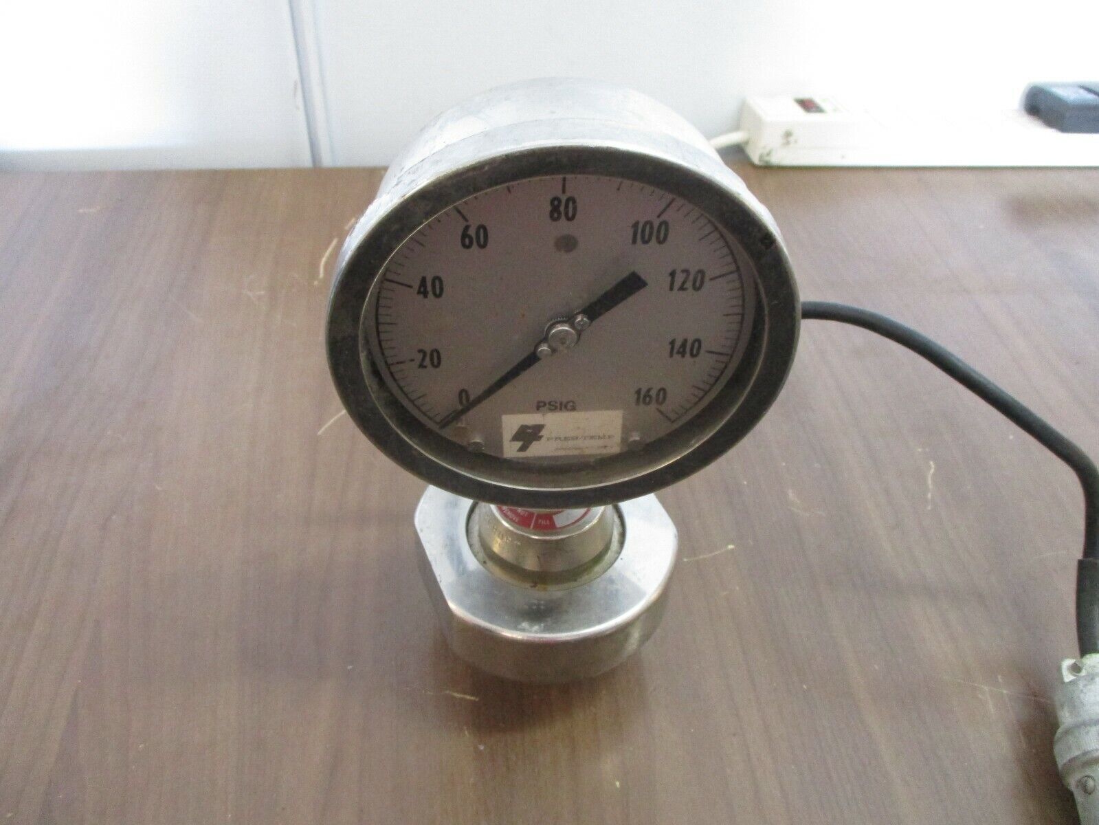 Pres-Temp Pressure Gauge w/ Diaphragm Seal Range: 0-160PSIG Ashcroft Seal Used