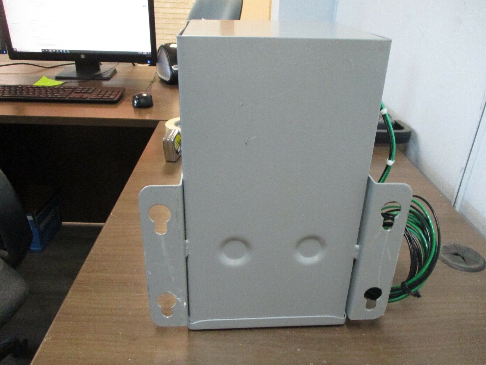 Emerson Hevi-Duty Transformer HS14F3BS 3kVA Pri: 190//220x380//440V 3R Enclosure