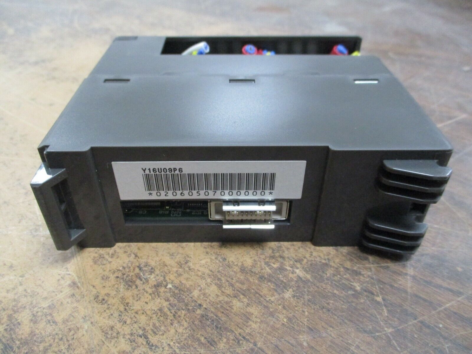 Fuji Electric Digital Output Module NP1Y16U09P6 12-24VDC 0.6A, Used