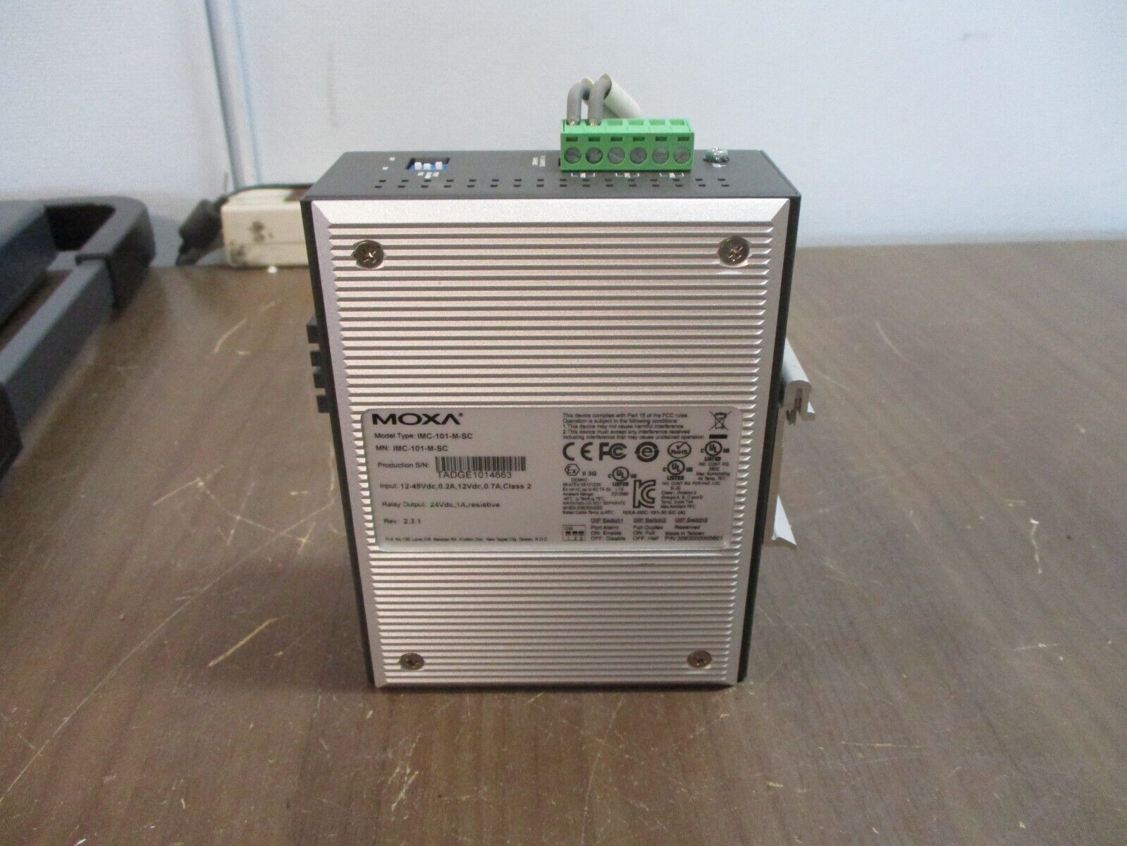 Moxa Industrial Media Converter IMC-101-M-SC Rev. 2.3.1 12-45VDC Used