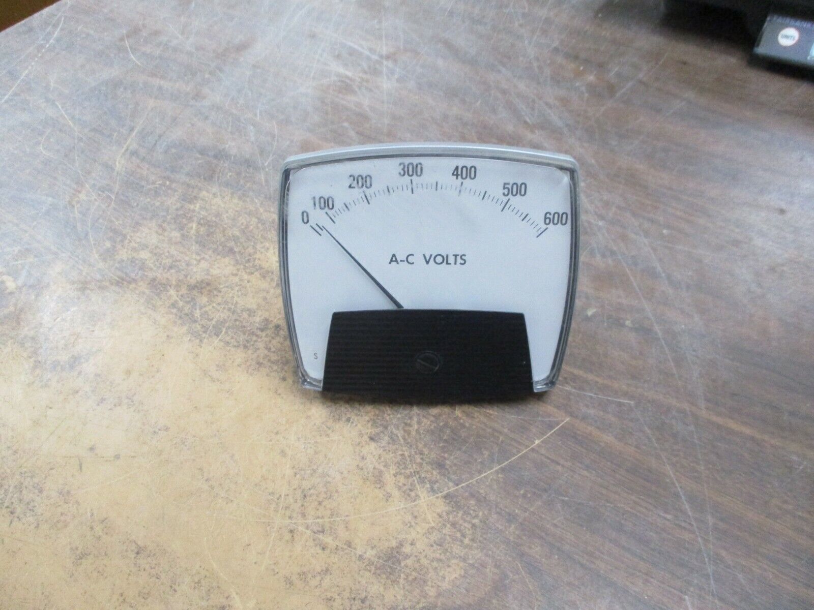 GE AC Voltmeter 250444SJSJ7JGS/UL Range: 0-600V Used