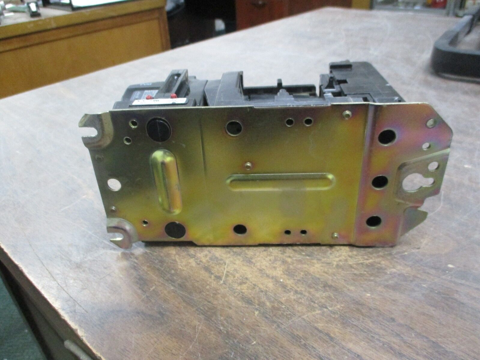 Allen-Bradley Size 1 Starter 509-B0D 120V Coil 27A 600V Used