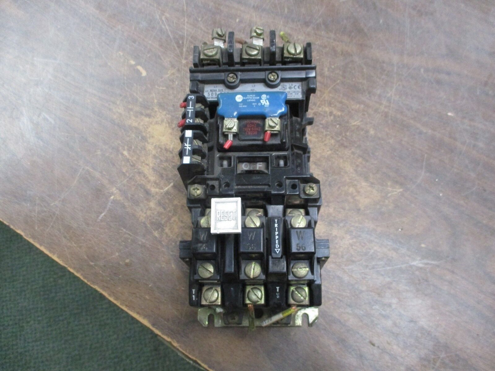 Allen-Bradley Size 1 Starter 509-B0D 120V Coil 27A 600V Used