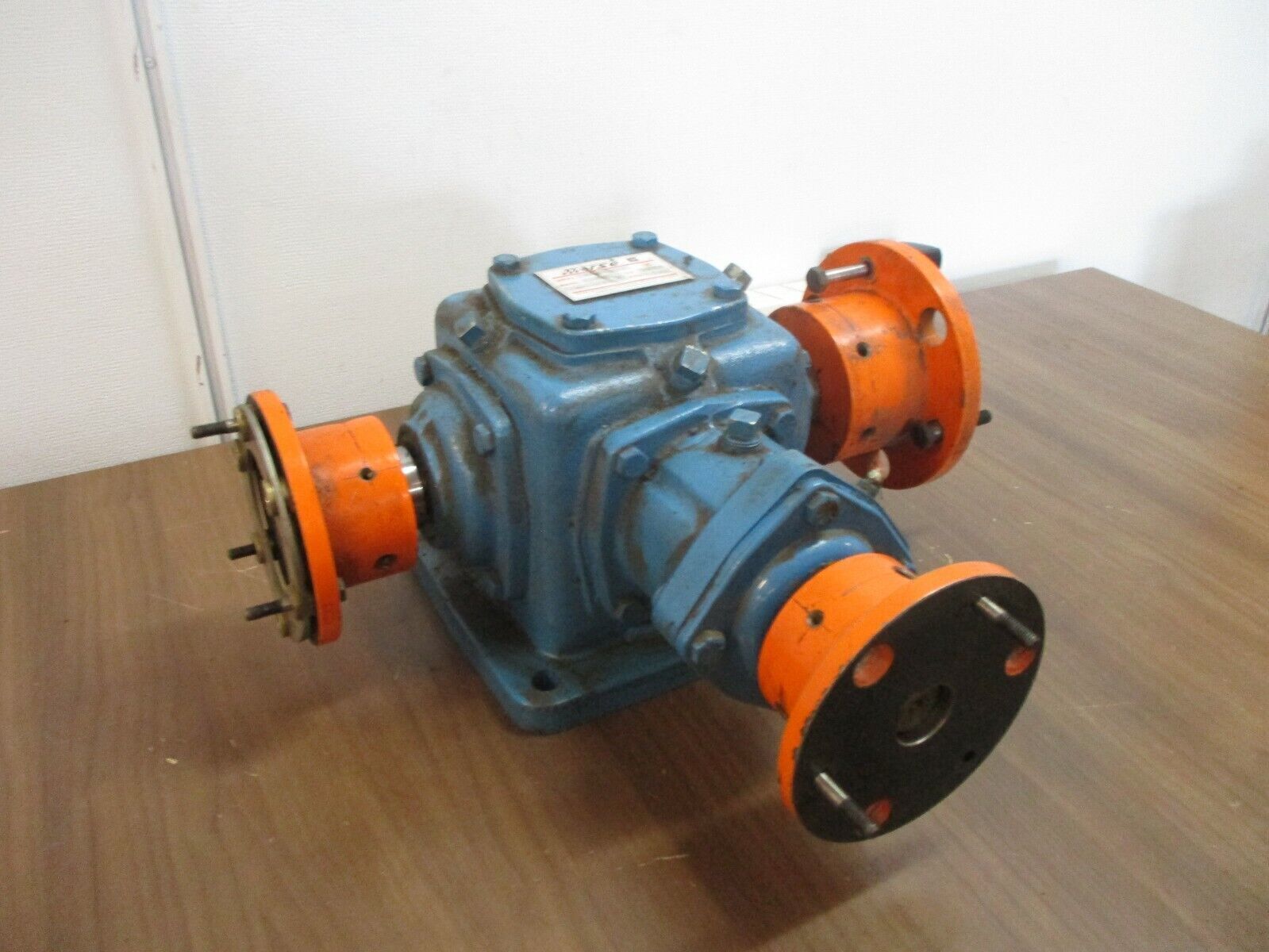 Emerson Morse Spiral Bevel Reducer 6M 1-LR-5 Ratio 1:1 22.03HP In 1800RPM Used