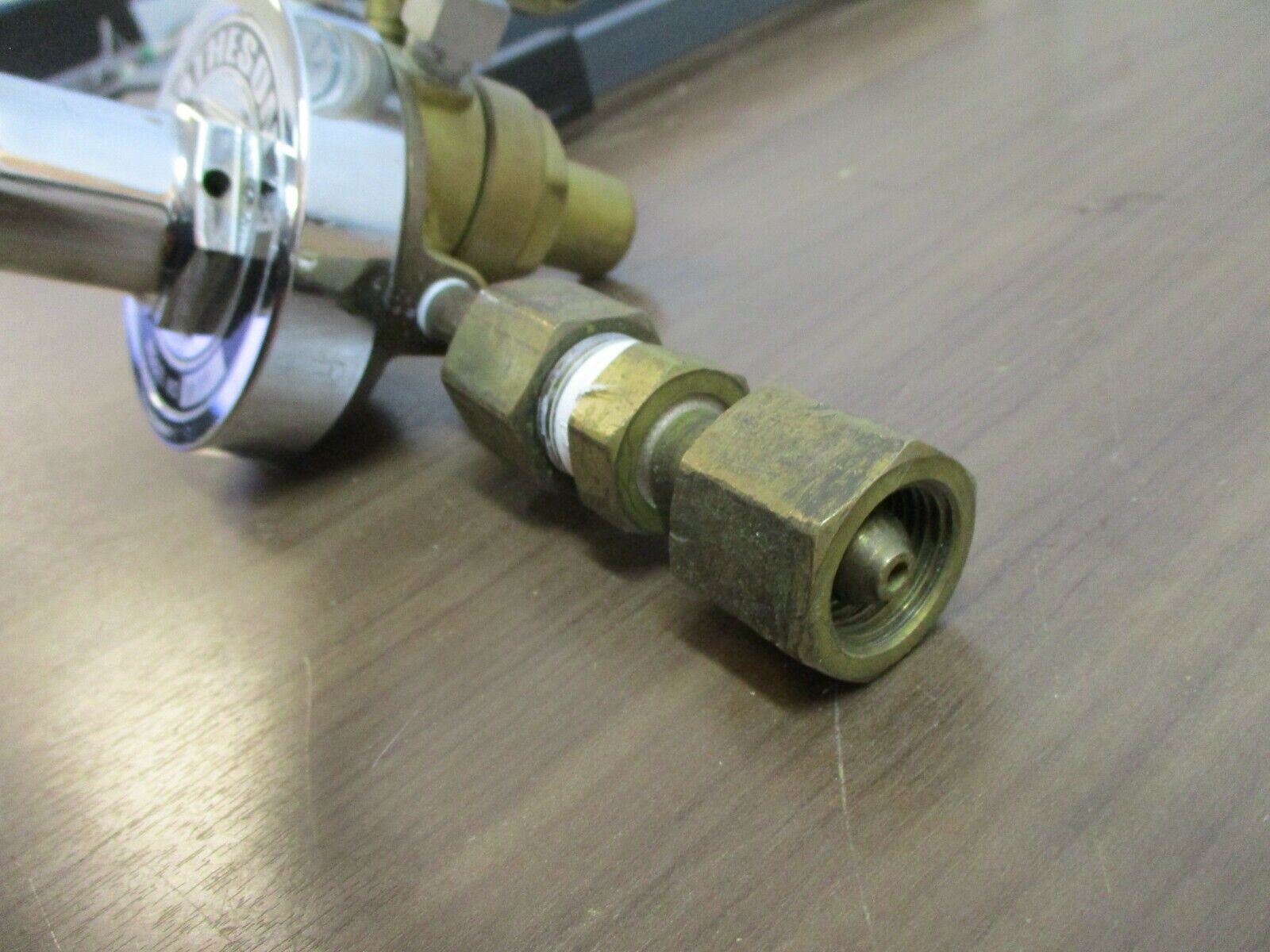 Matheson Gas Regulator 8H-590 3000PSI Used