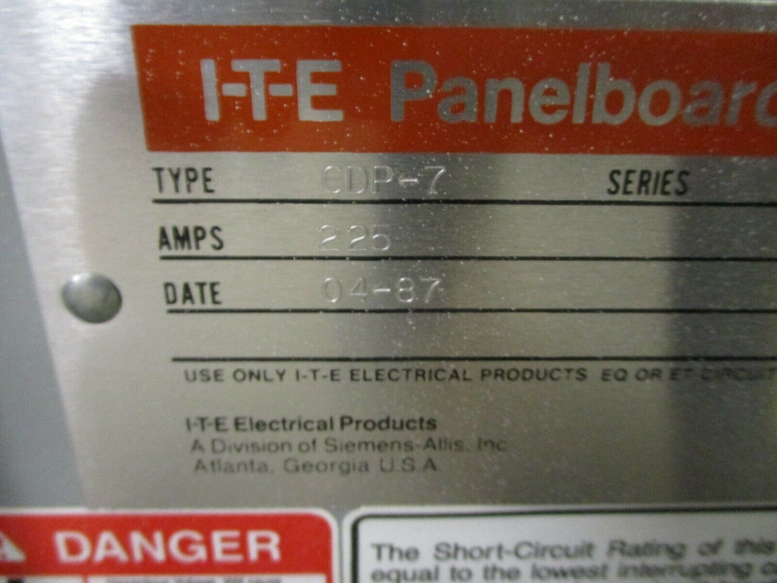 ITE Main Lug Breaker Panel CDP-7 225A Max 480Y/277 3Ph 4W Used