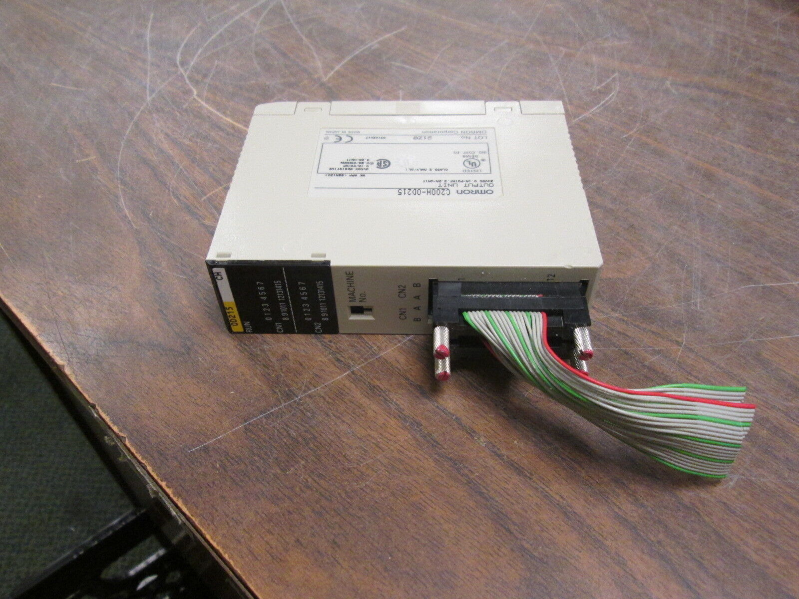 Omron Output Unit C200H-0D215 24VDC 0.1A/Point Used