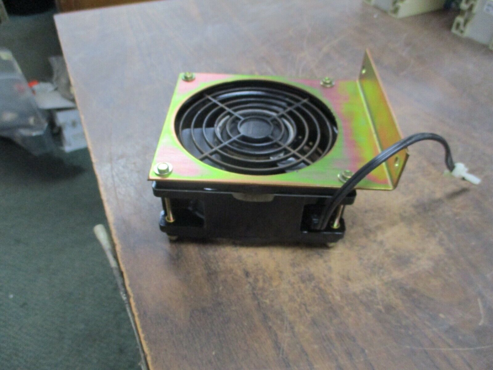 Comiar Rotron Model MU2B1 Fan 028027 115V 14W 50/60Hz *Cracked Cover* Used