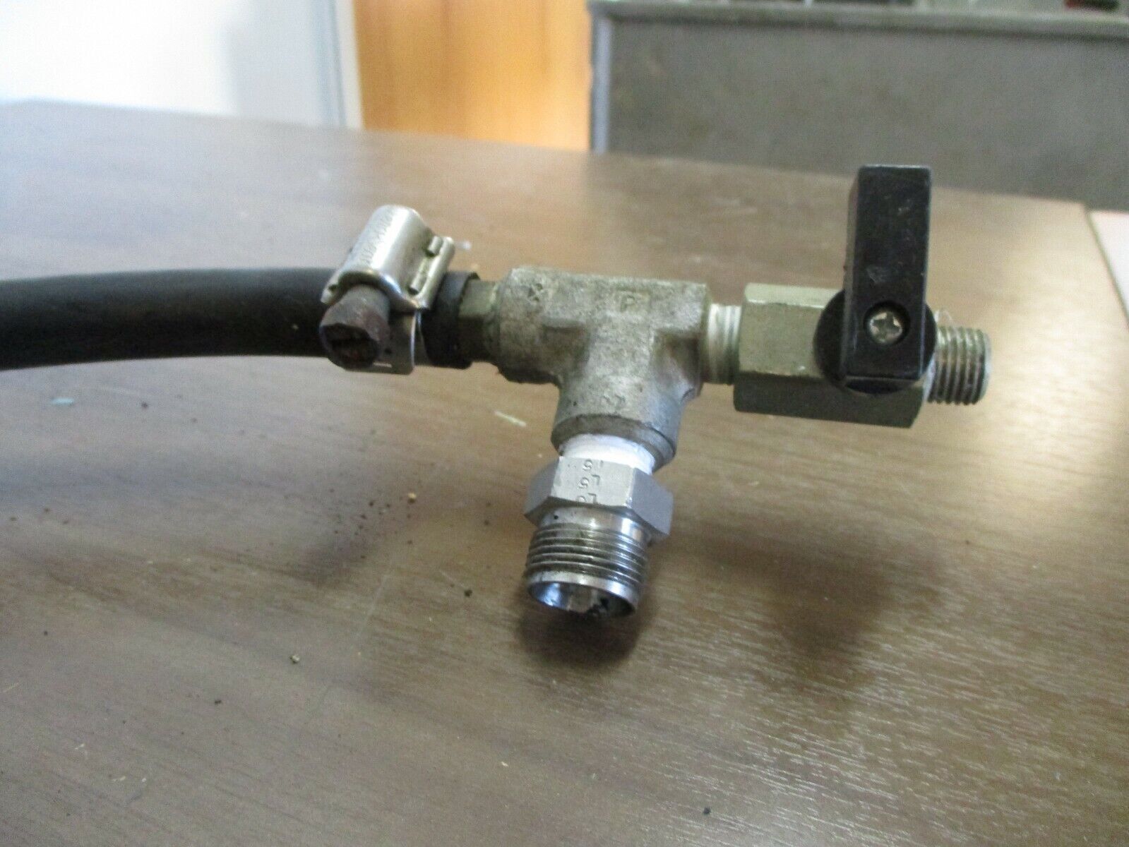 Motor Guard Oil Pump 318400 0.08HP 1800RPM *Missing Gauge Lens* Used