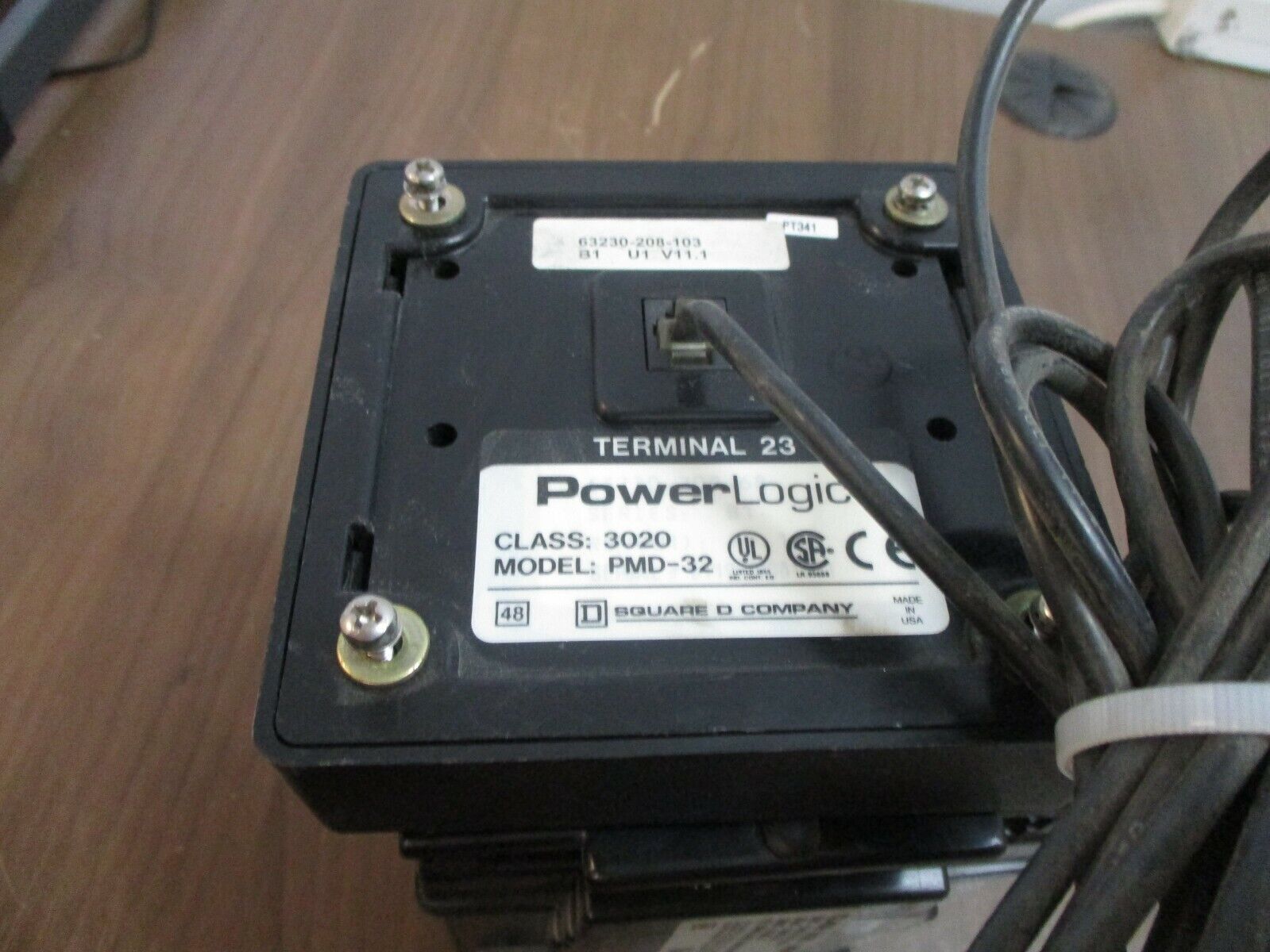 Square D PowerLogic Power Meter w/ Display 3020 PM-620/3020 PMD-32 Ser F1 Used