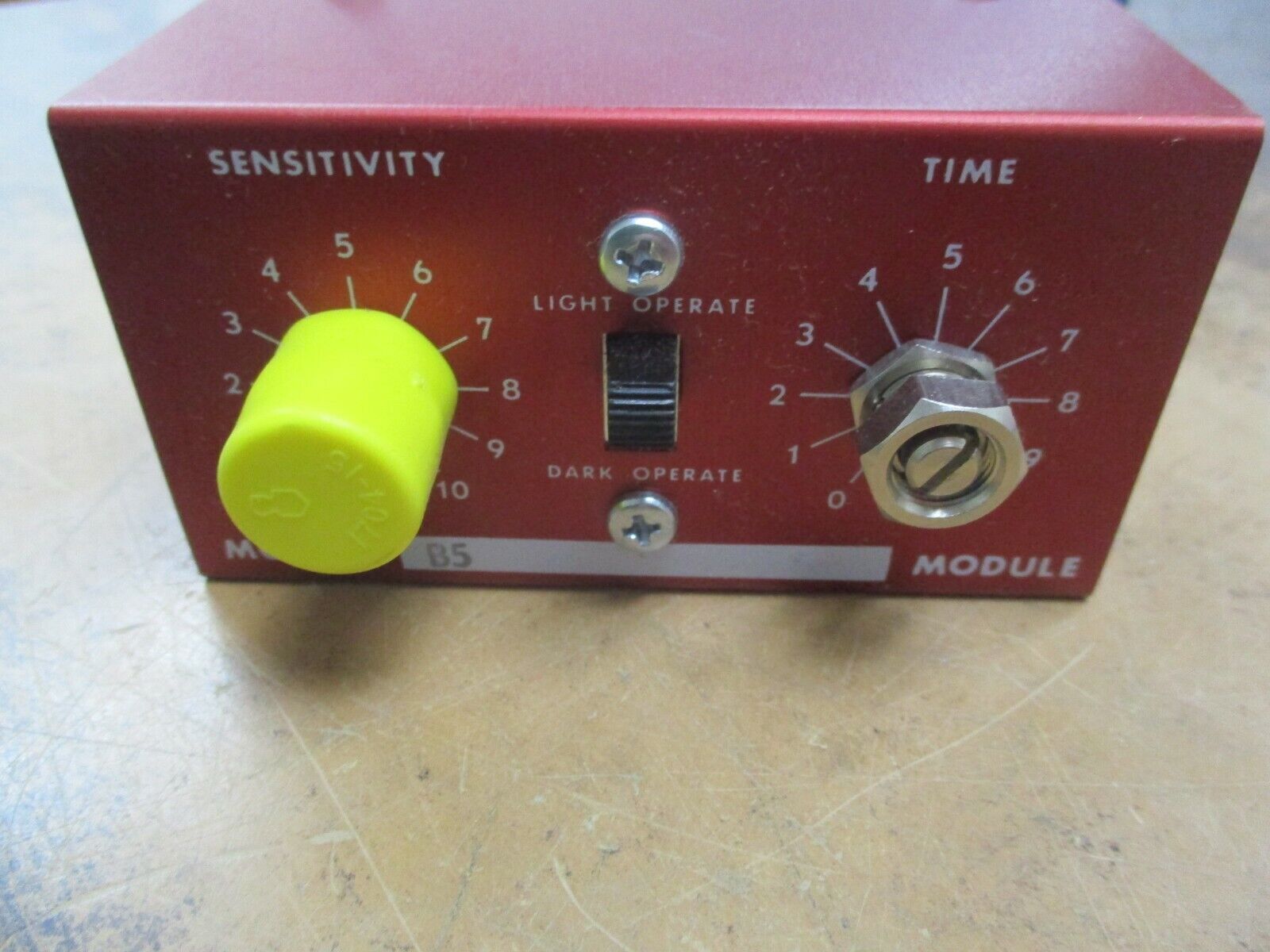 Banner Photoelectric Amplifier Logic Module B5 New Surplus