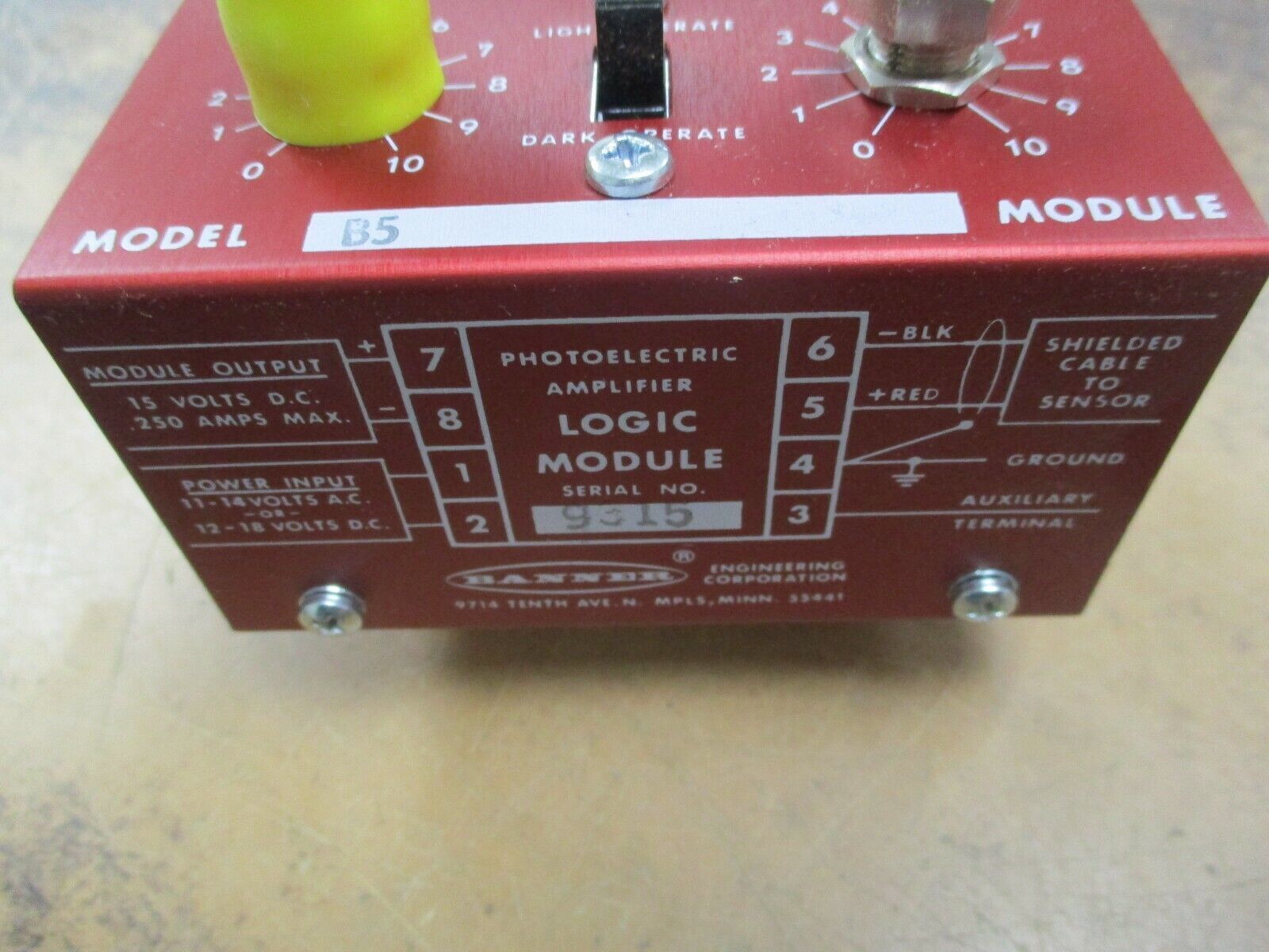 Banner Photoelectric Amplifier Logic Module B5 New Surplus