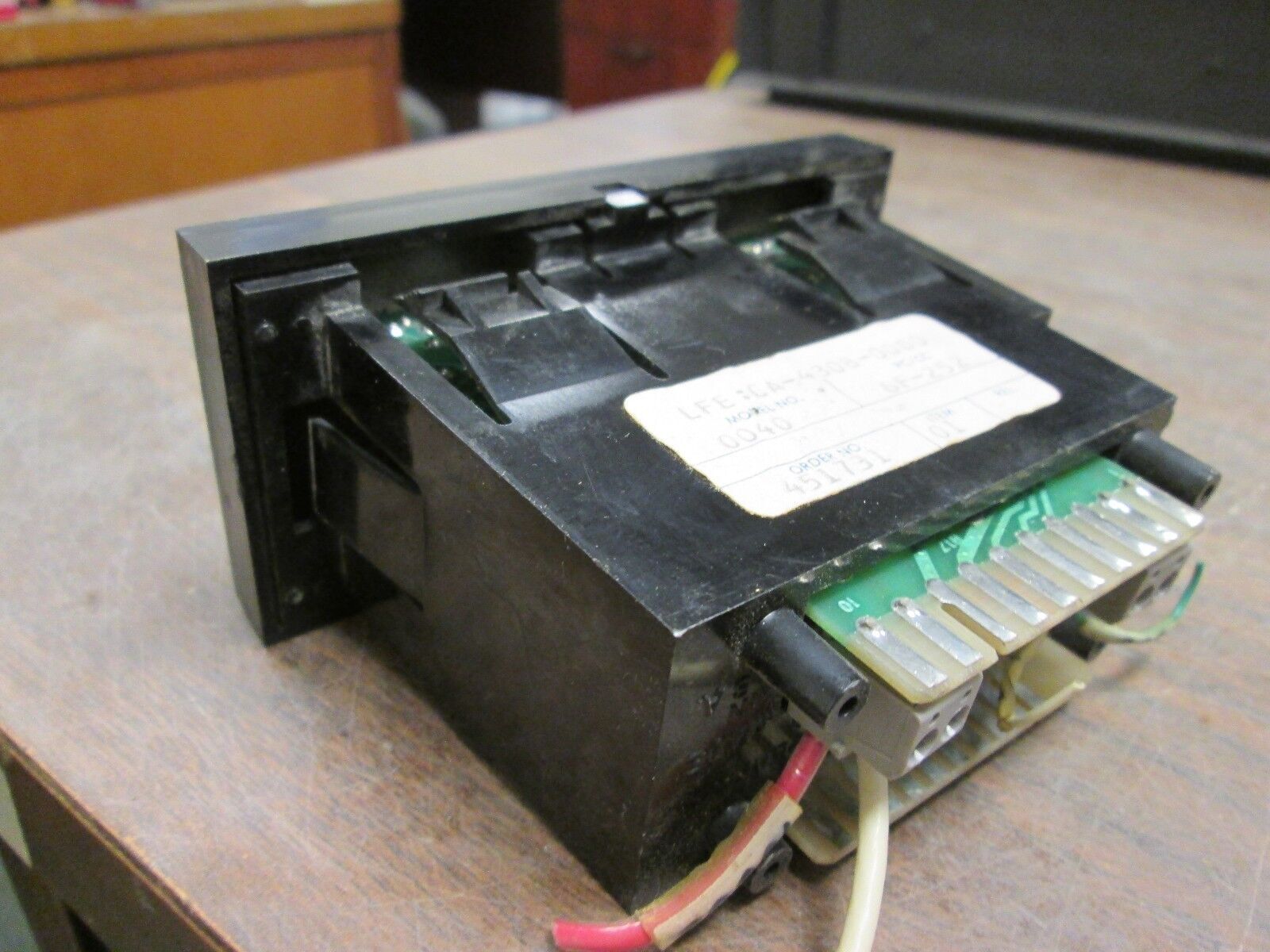 Namco Model 0040 Digital Panel Meter LFE: CA-4308-0000 120V 50/60Hz Used