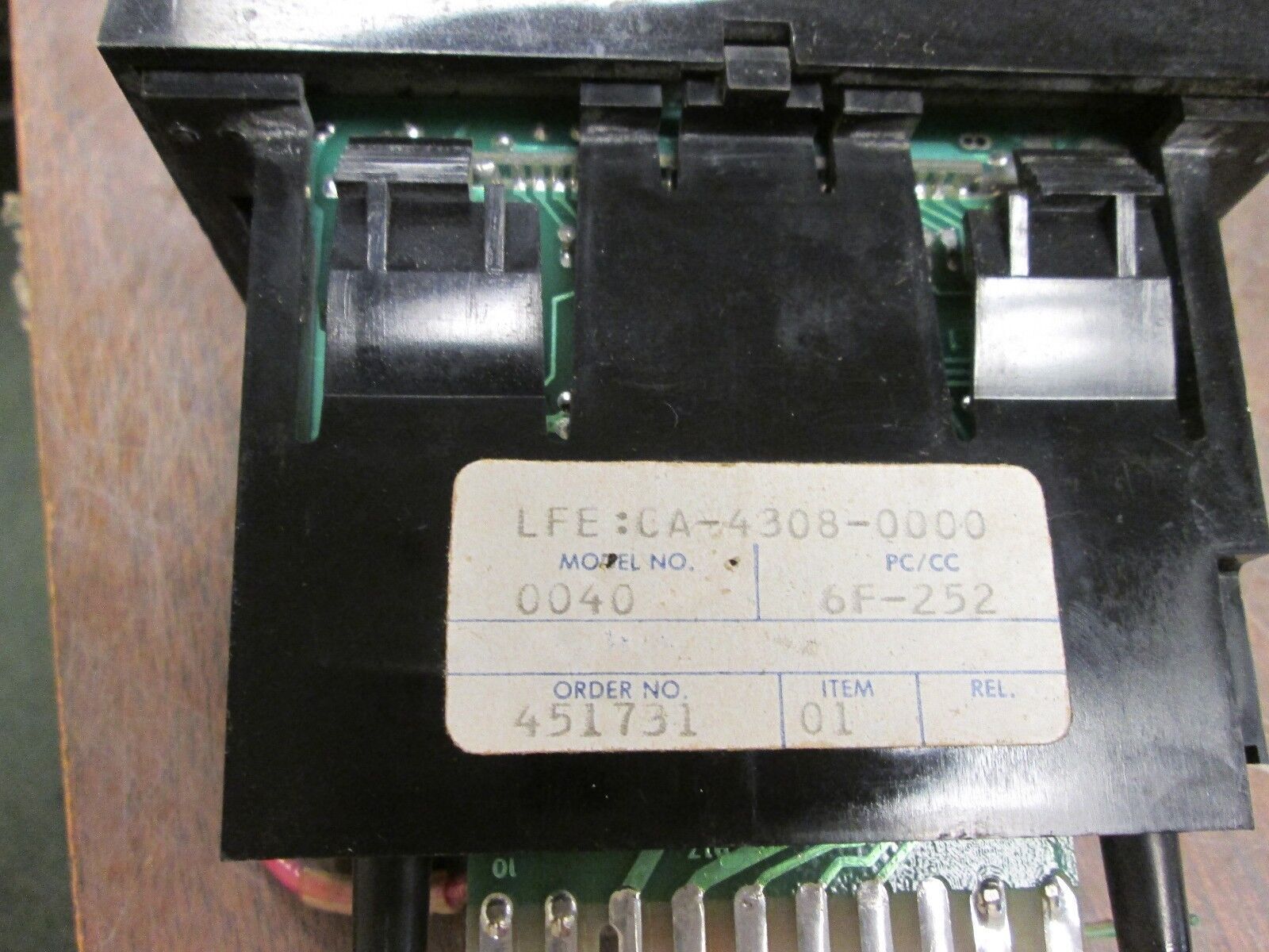 Namco Model 0040 Digital Panel Meter LFE: CA-4308-0000 120V 50/60Hz Used