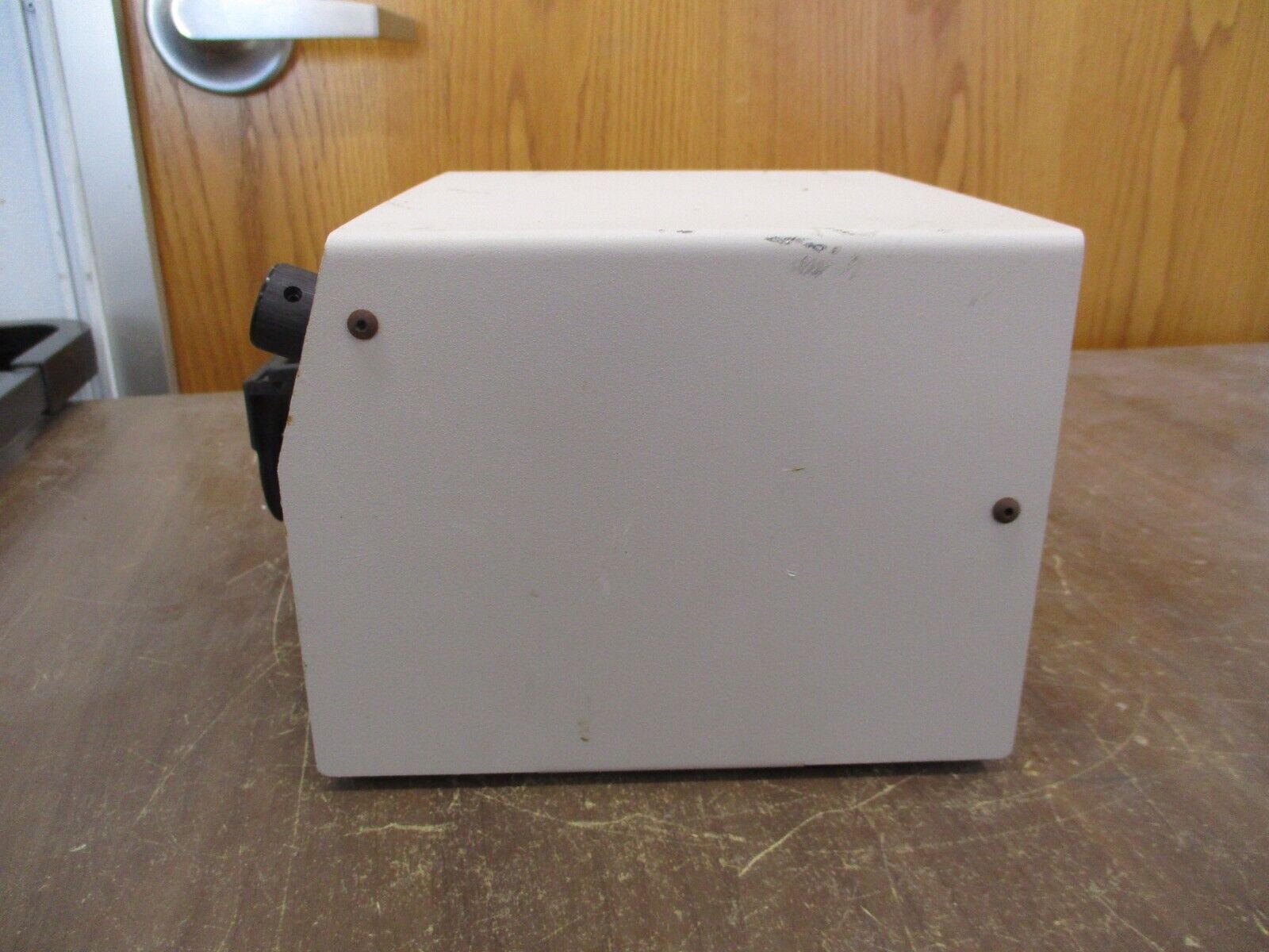 Welch Rietschle Thomas Peristaltic Pump 3200B-01 100-230V 50/60Hz 0.3/0.15A Used