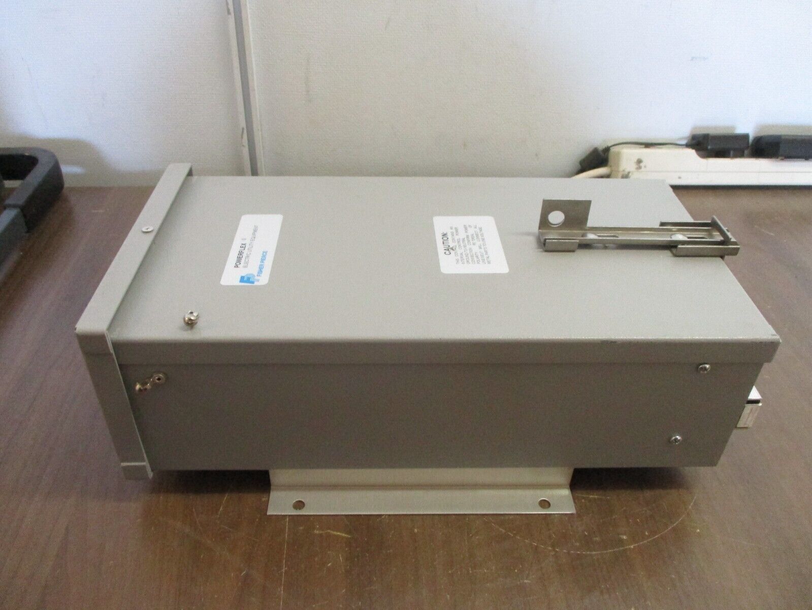 Fisher Pierce PowerFlex Autocap Controller 4400N-KNS-WJ81A-W Rev. S Used