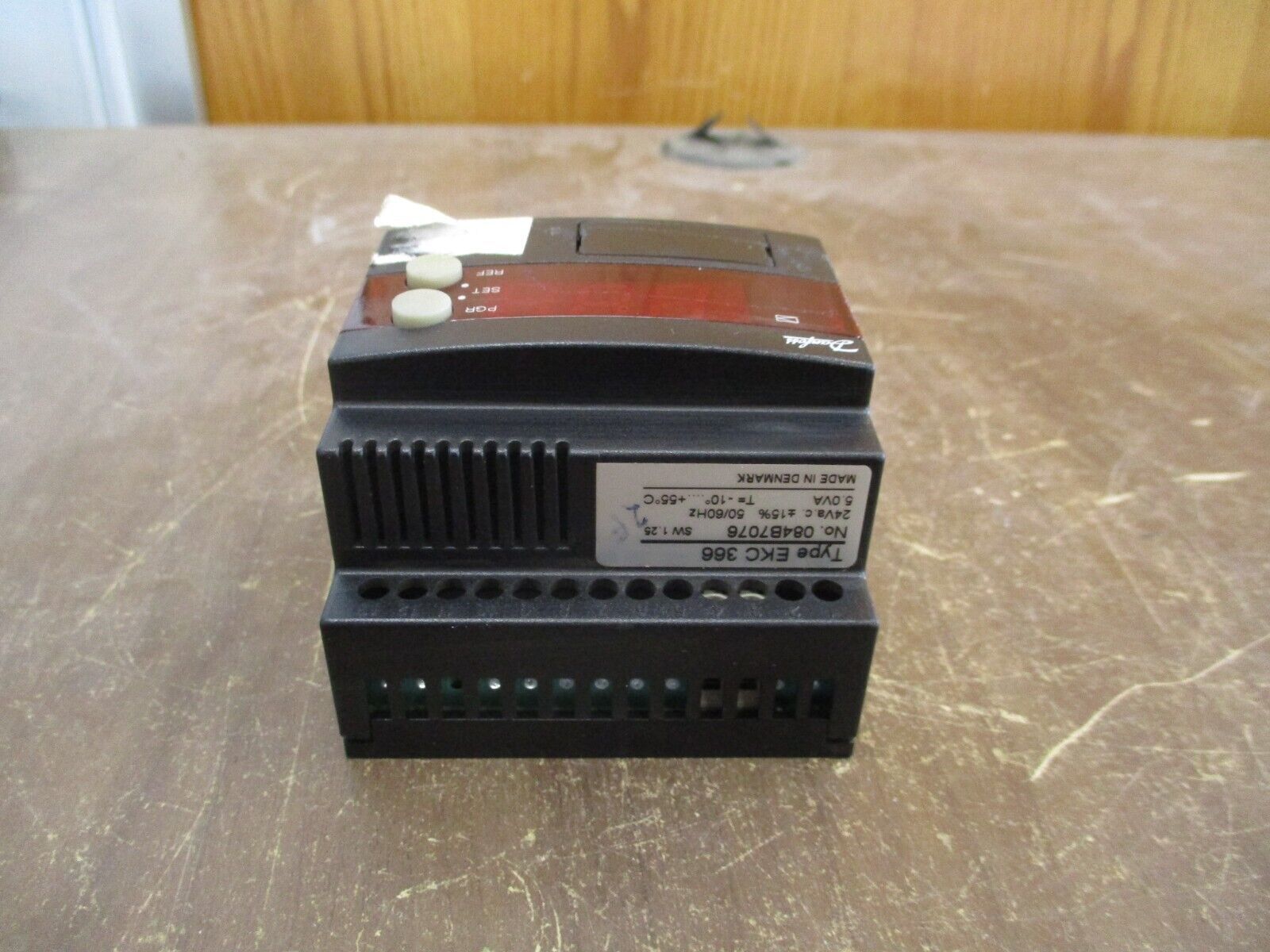 DanFoss Interface Module EKC366 24VAC 5.0VA *Broken DIN Rail Mounts* Used