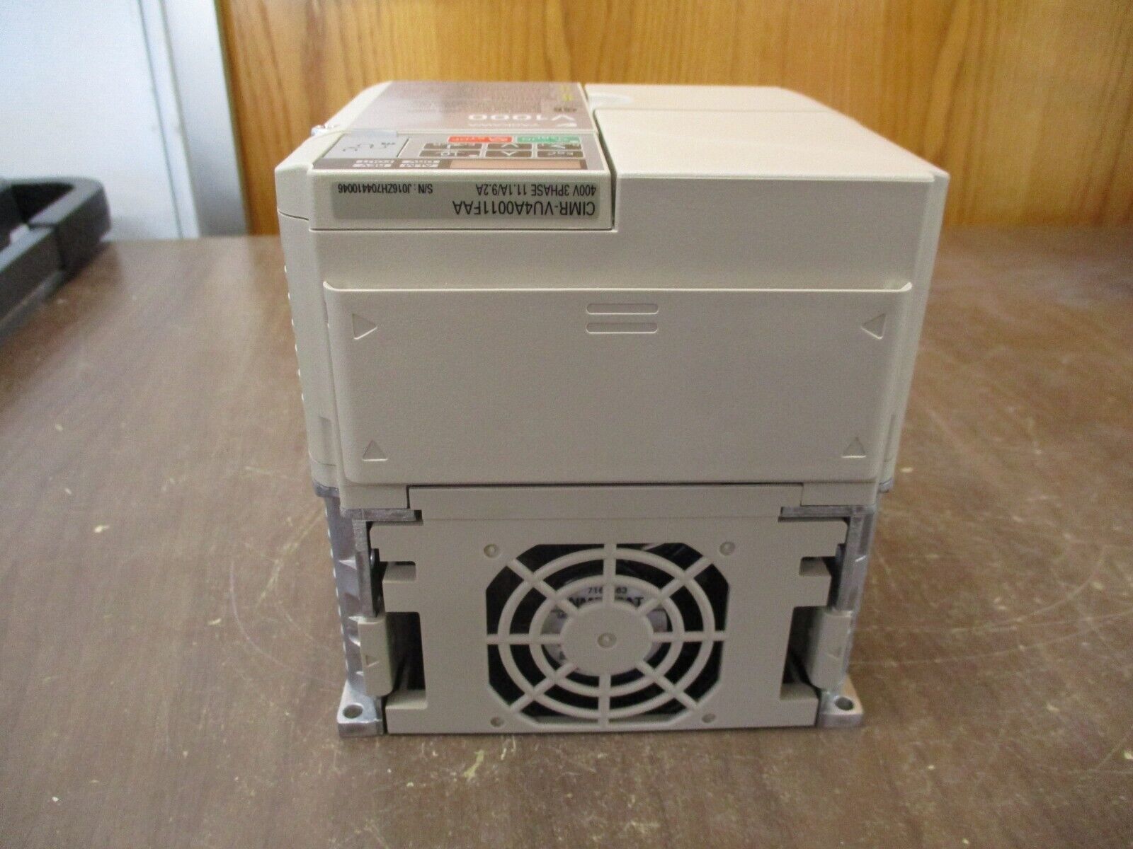 Yaskawa V1000 AC Drive CIMR-VU4A0011FAA Rev. C 7.5HP 380-480V New Surplus
