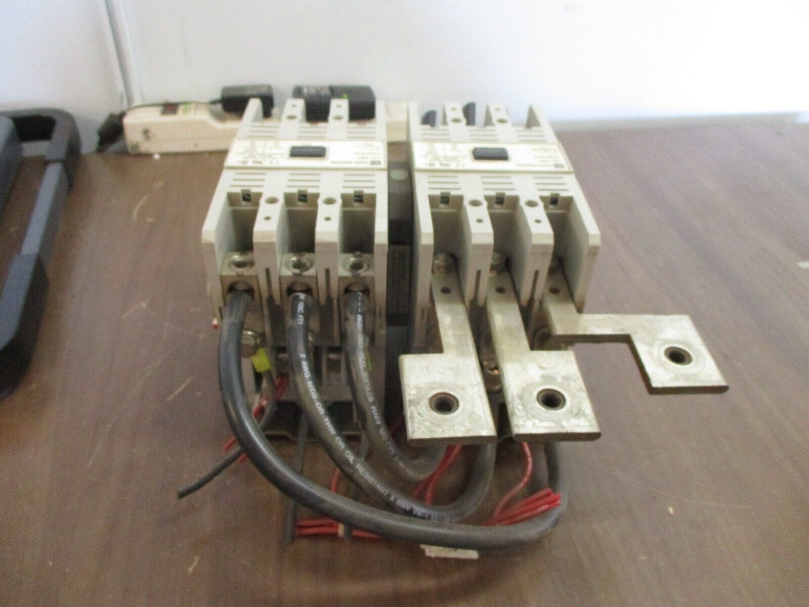 Cutler-Hammer Reversing Contactor C825HN10 Ser. A1 120V Coil 120A 600V Used