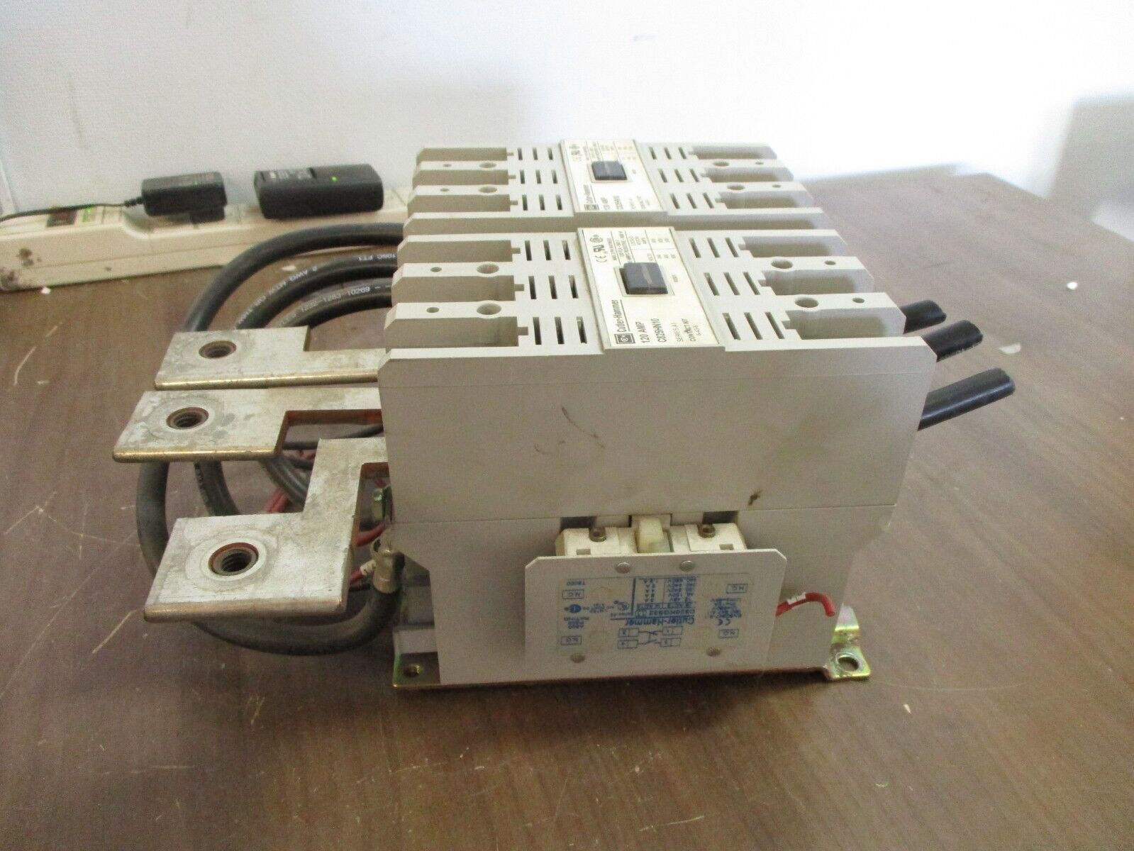 Cutler-Hammer Reversing Contactor C825HN10 Ser. A1 120V Coil 120A 600V Used