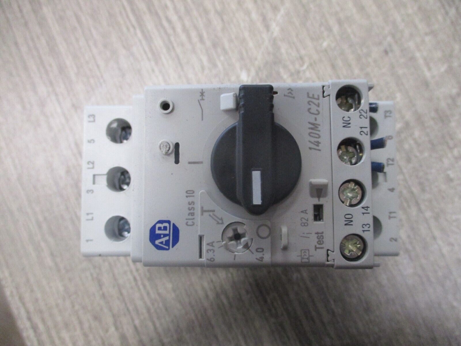 Allen-Bradley Manual Motor Protector 140M-C2E-B63 Ser. C Trip: 4.0-6.3A