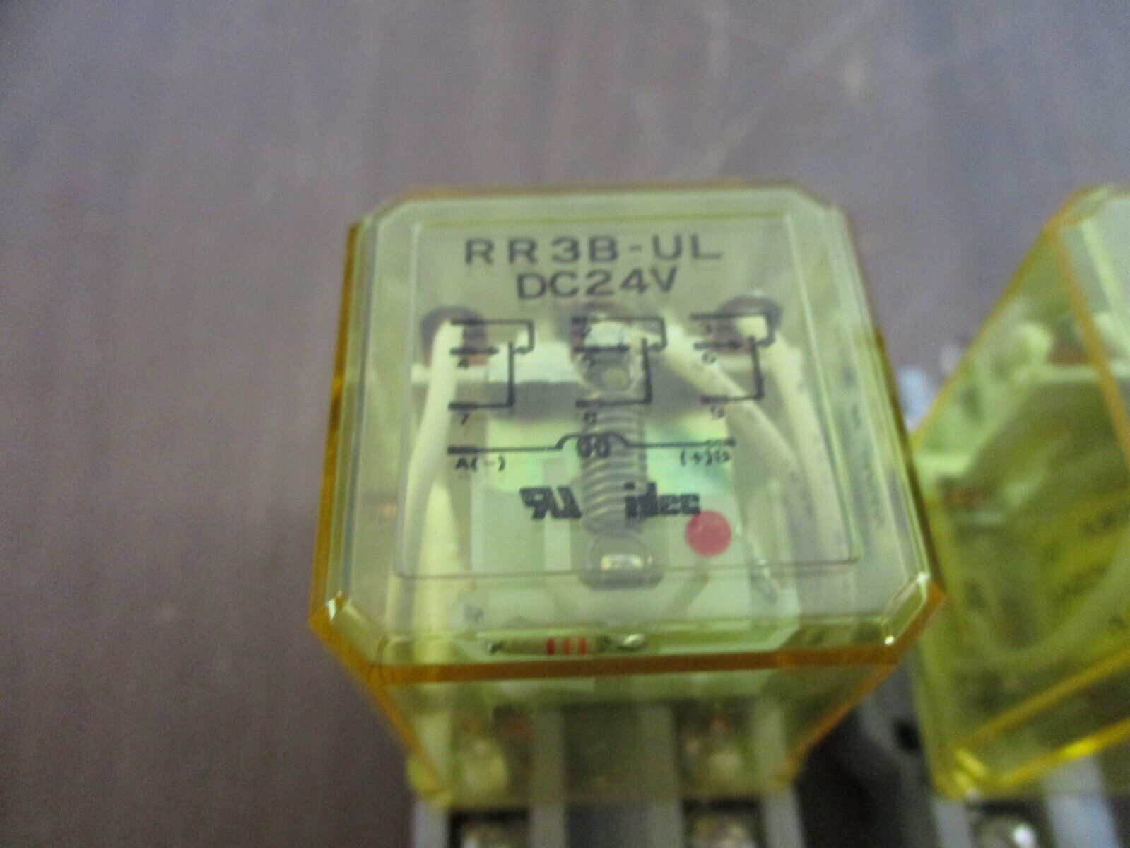 IDEC Relay RR3B-UL-DC24V 24VDC w/ Base *Lot of 2* Used